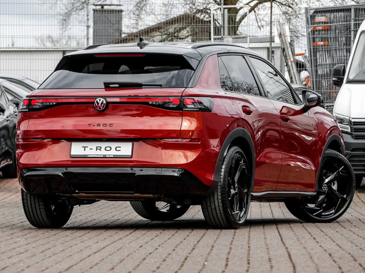 Volkswagen T-Roc R-Line 1.5 l eTSI OPF 110 kW (150 PS) 7-Ga 2