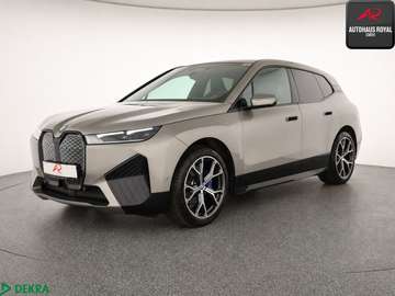 iX xDrive40 SPORT SKYLOUNGE,360GRAD,HEADUP,ACC