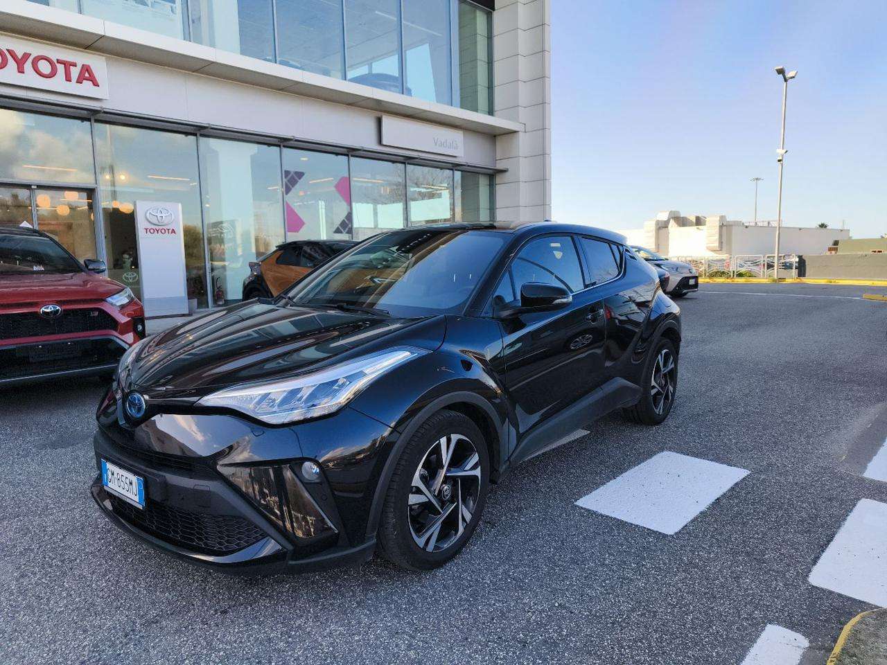 Toyota C-HR 1.8 Hybrid E-CVT Trend
