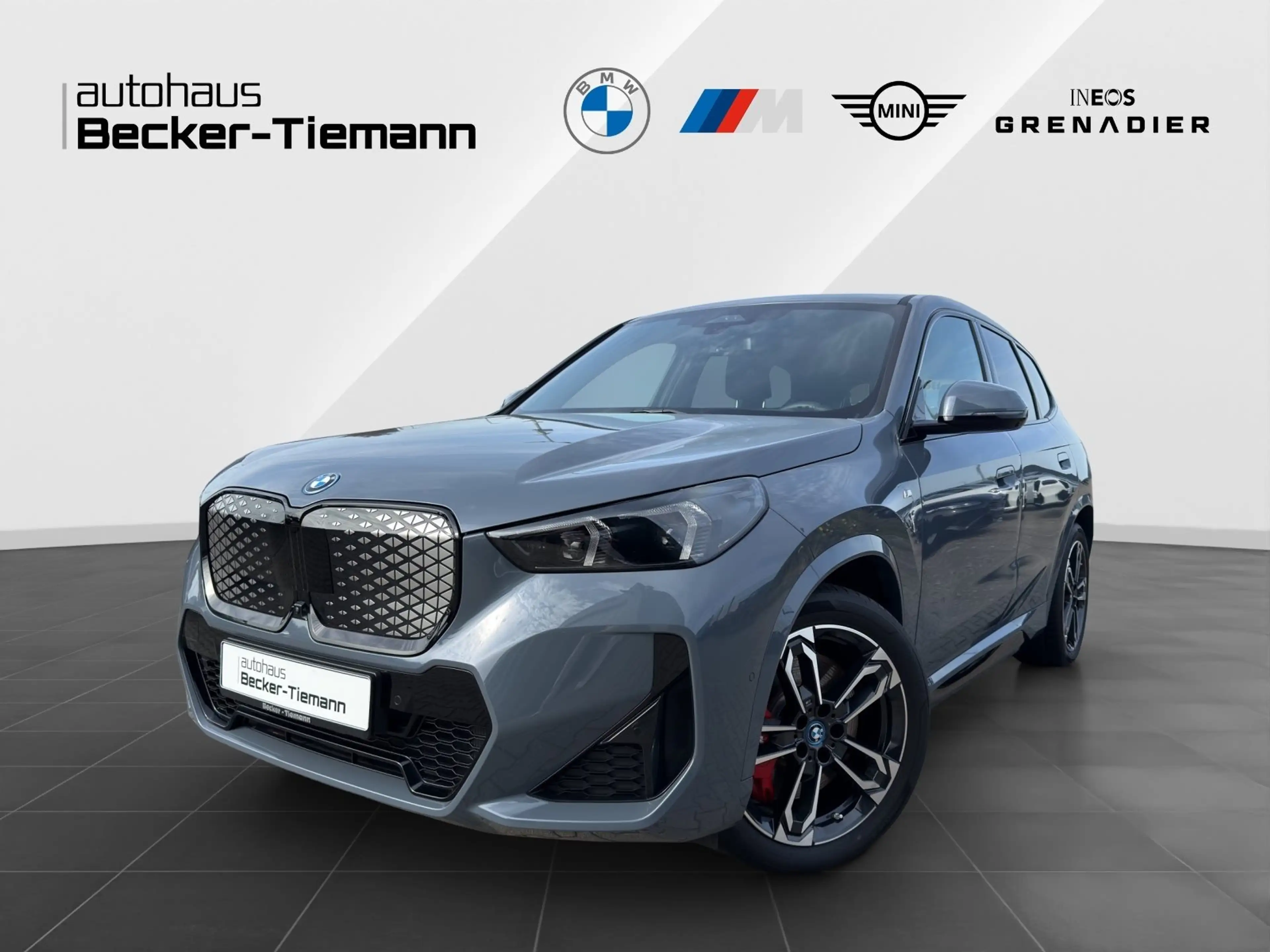 BMW iX 1 xDrive30 M Sport Pro LivePro/CarPlay/Head-Up/Dri