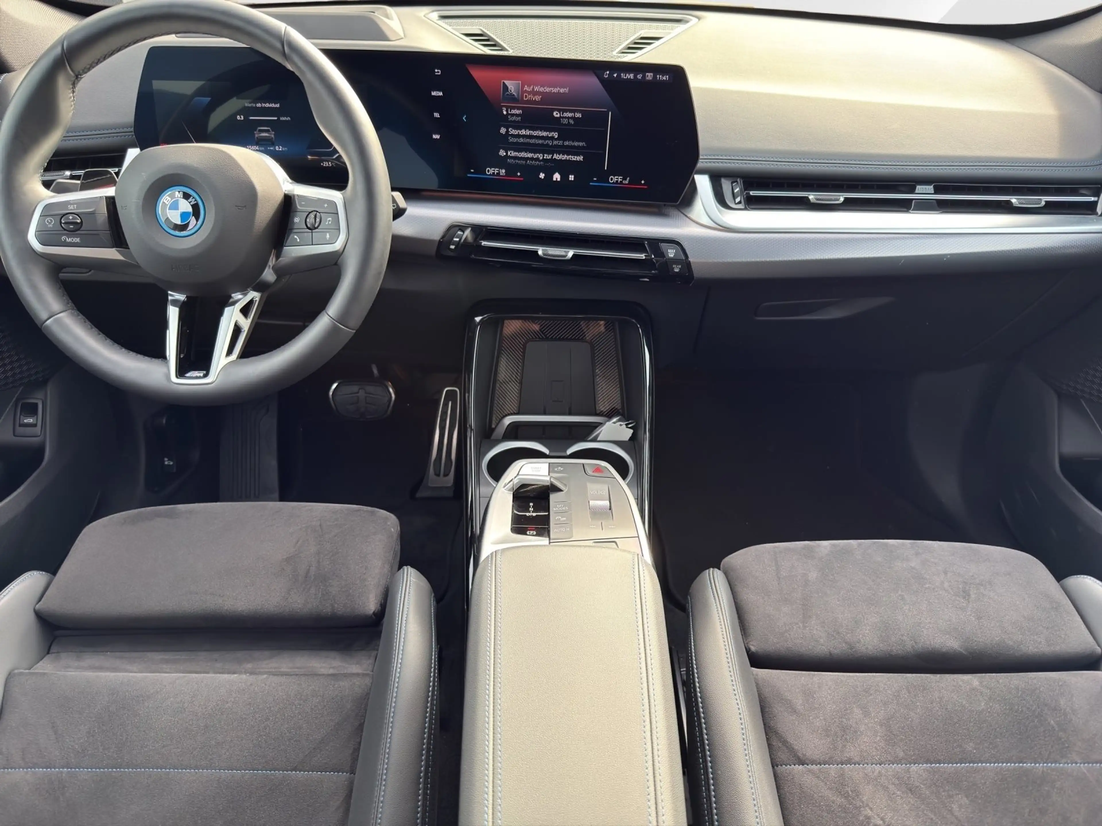 BMW iX 1 xDrive30 M Sport Pro LivePro/CarPlay/Head-Up/Dri — photo 8
