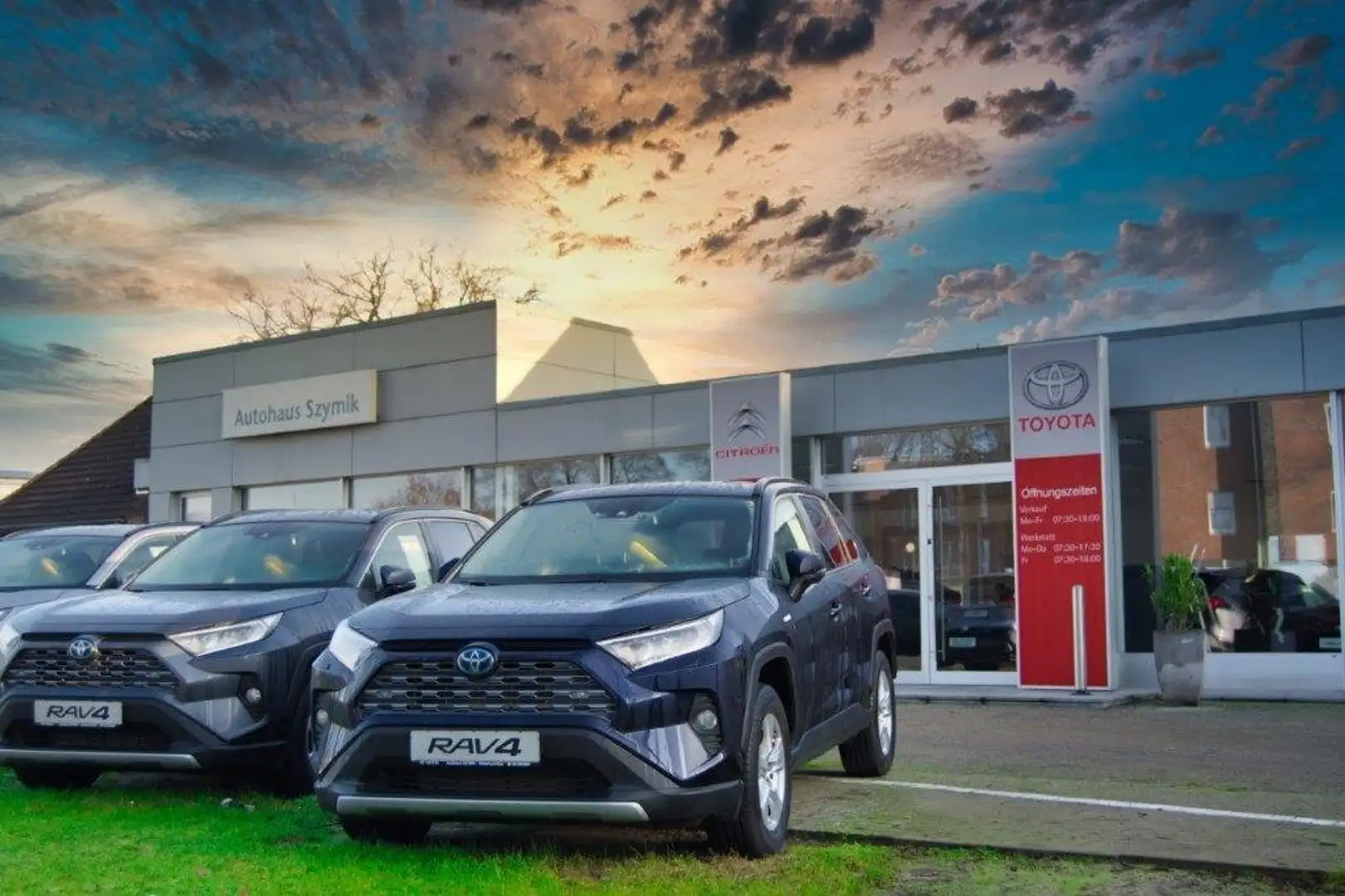 Toyota Yaris Cross Hybrid 1.5 Active Tech SmartKey, HeadUpDisplay Grau - 2