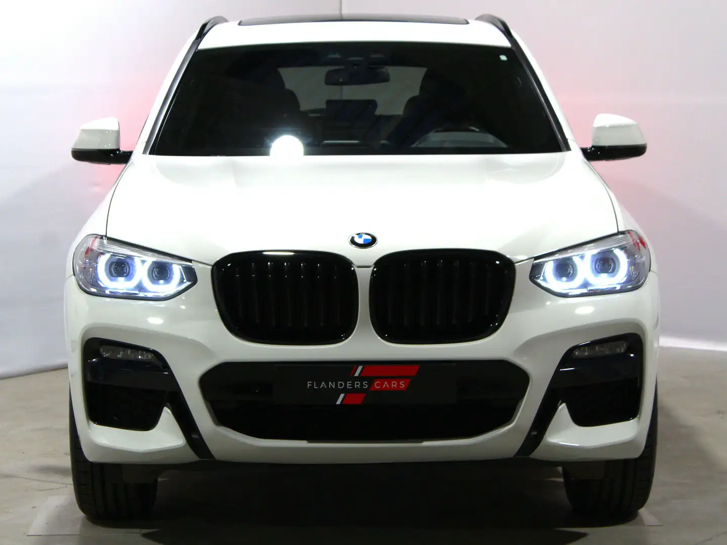BMW X3 2.0iA xDrive * M-Pack * Pano * Trekhaak * Shadow * Weiß - 2
