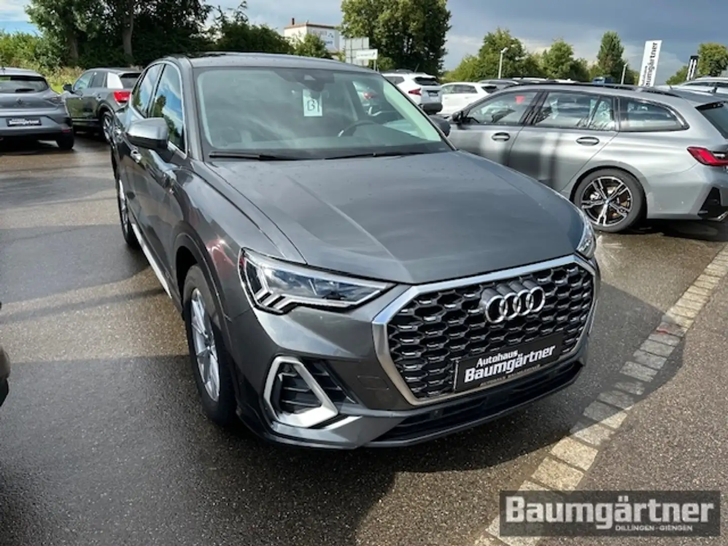 Audi Q3 Sportback 35 TFSI S-Line S-Tronic Schiebedach Gris - 2