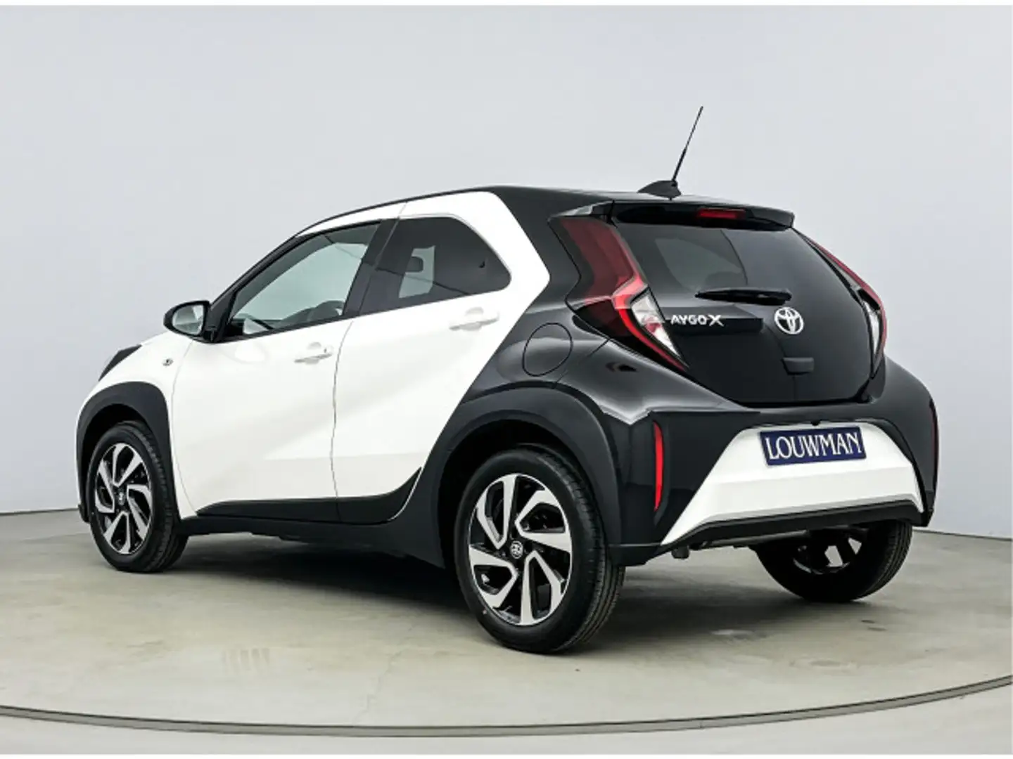 Toyota Aygo X 1.0 VVT-i MT Pulse | NIEUW & DIRECT LEVERBAAR | PR Wit - 2