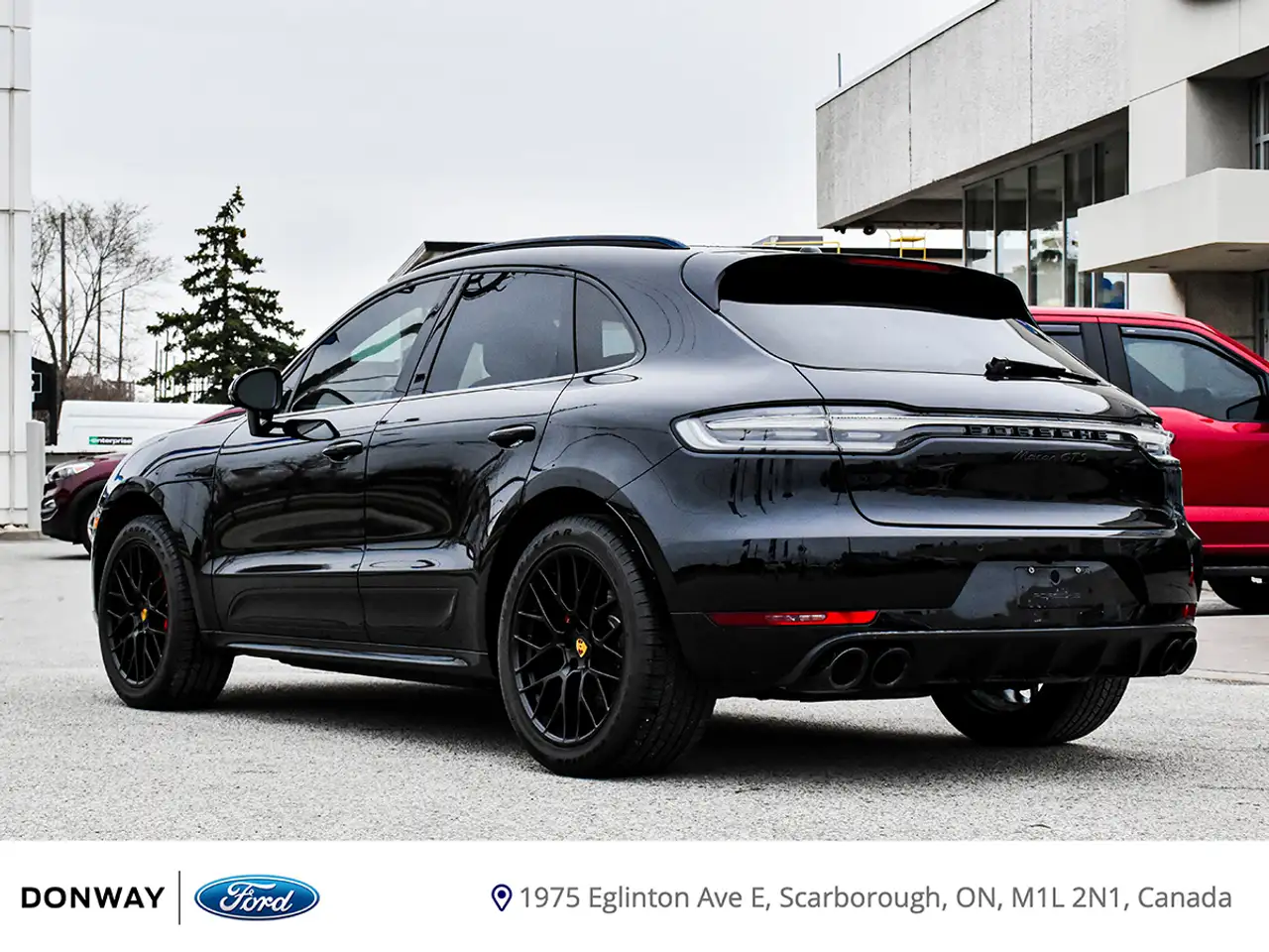 Porsche Macan снимка Porsche Macan