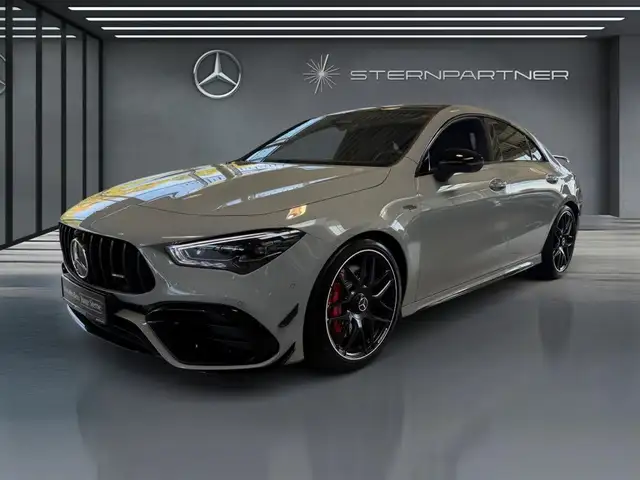 Mercedes-Benz CLA 45 AMG