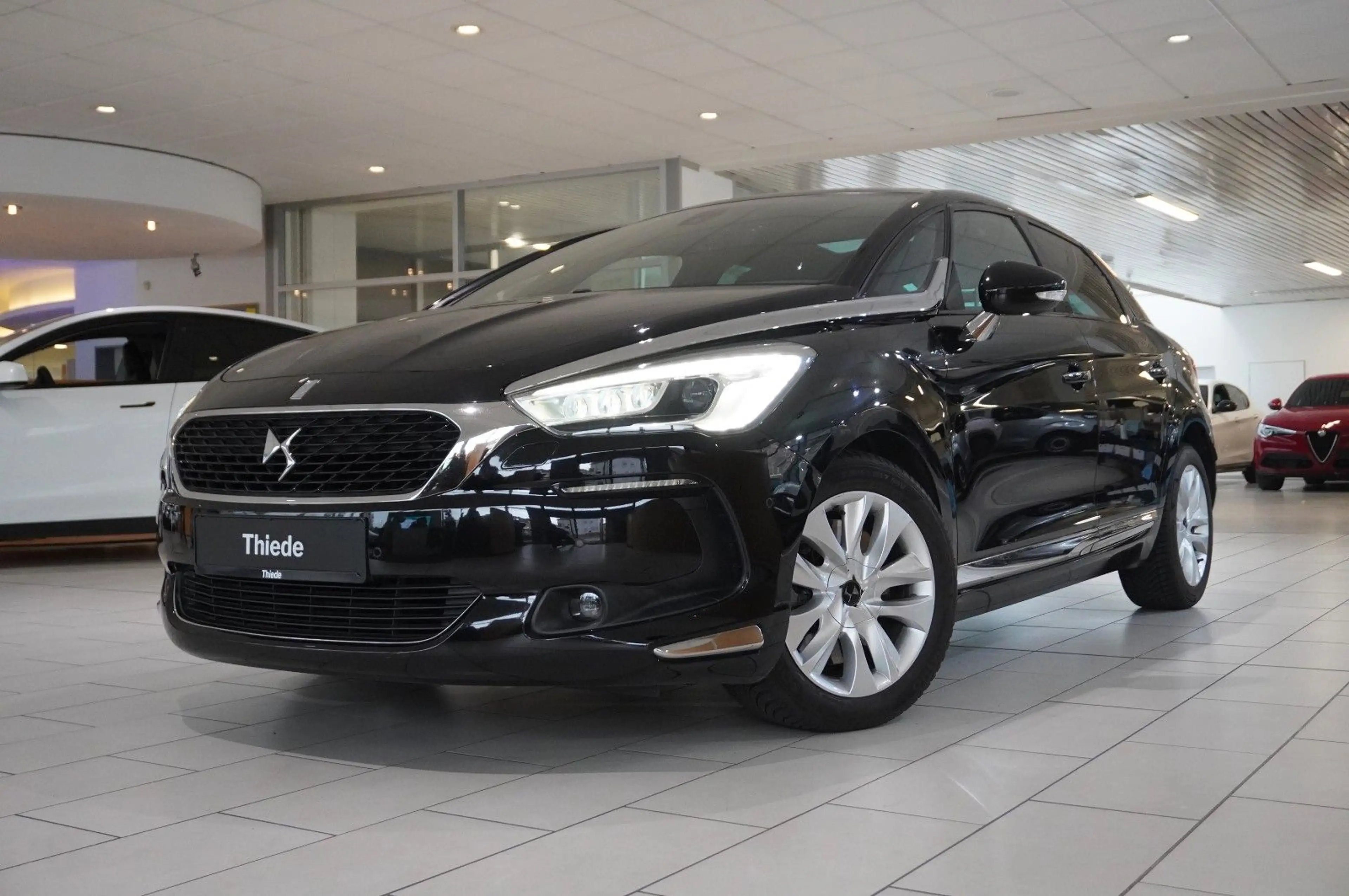DS Automobiles DS 5 2.0D LIM. AT NAVI/LED/KAMERA/SHZ/PANO/SPORT — photo 3