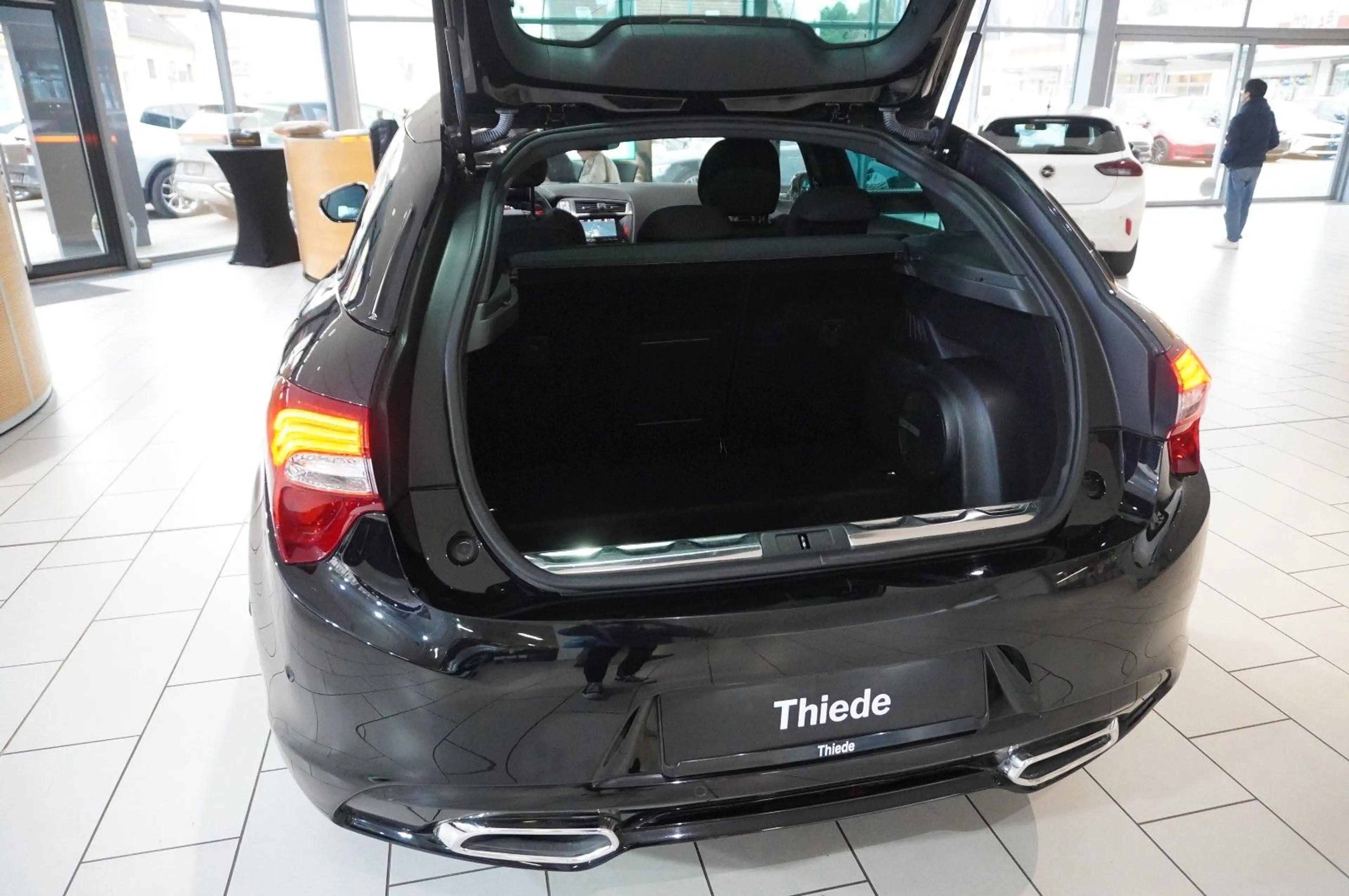 DS Automobiles DS 5 2.0D LIM. AT NAVI/LED/KAMERA/SHZ/PANO/SPORT — photo 10