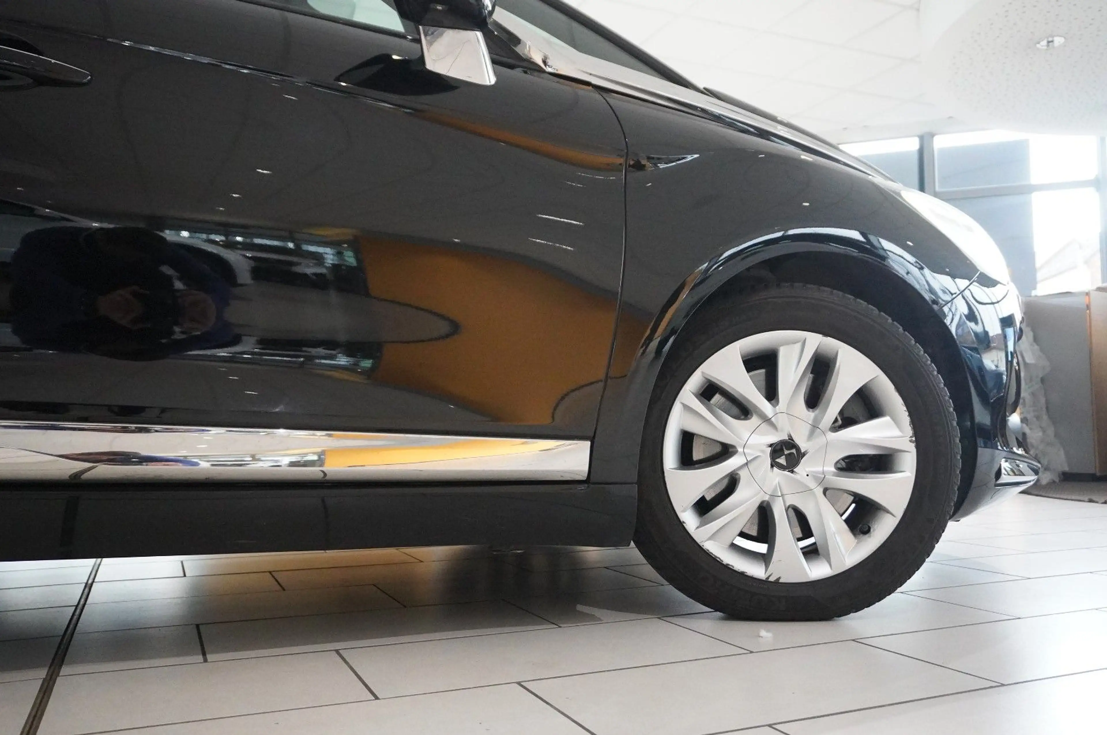 DS Automobiles DS 5 2.0D LIM. AT NAVI/LED/KAMERA/SHZ/PANO/SPORT — photo 6