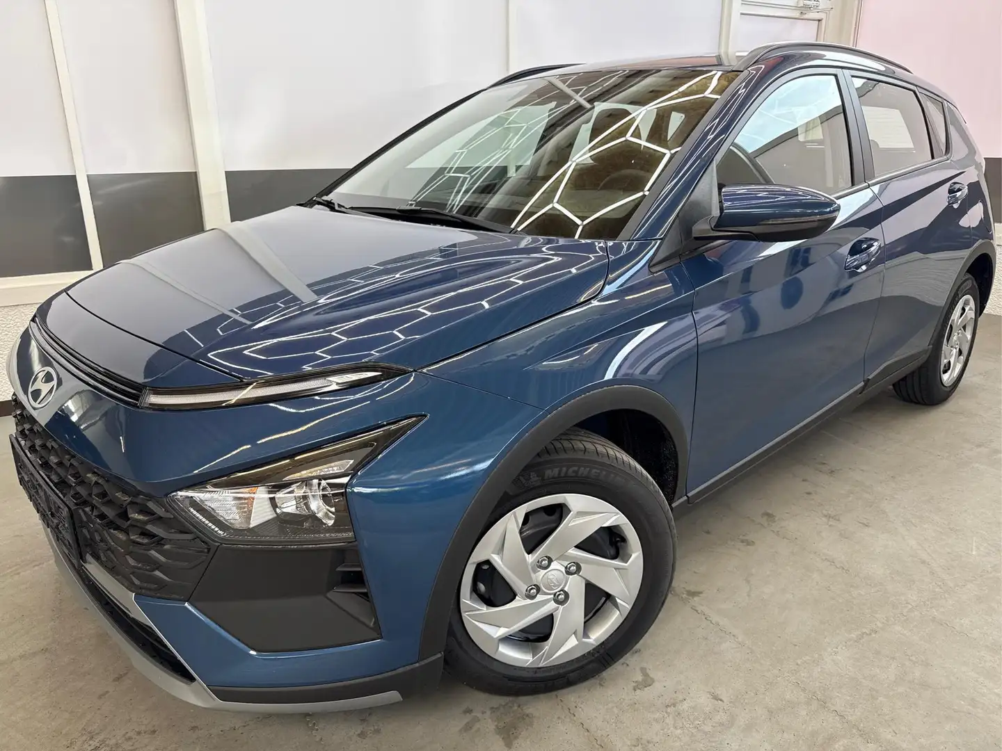 Hyundai BAYON LIFE FL DCT SHZ NAVI RFK PDC 1.0 T-GD-i 7-DCT 7... Blau - 1