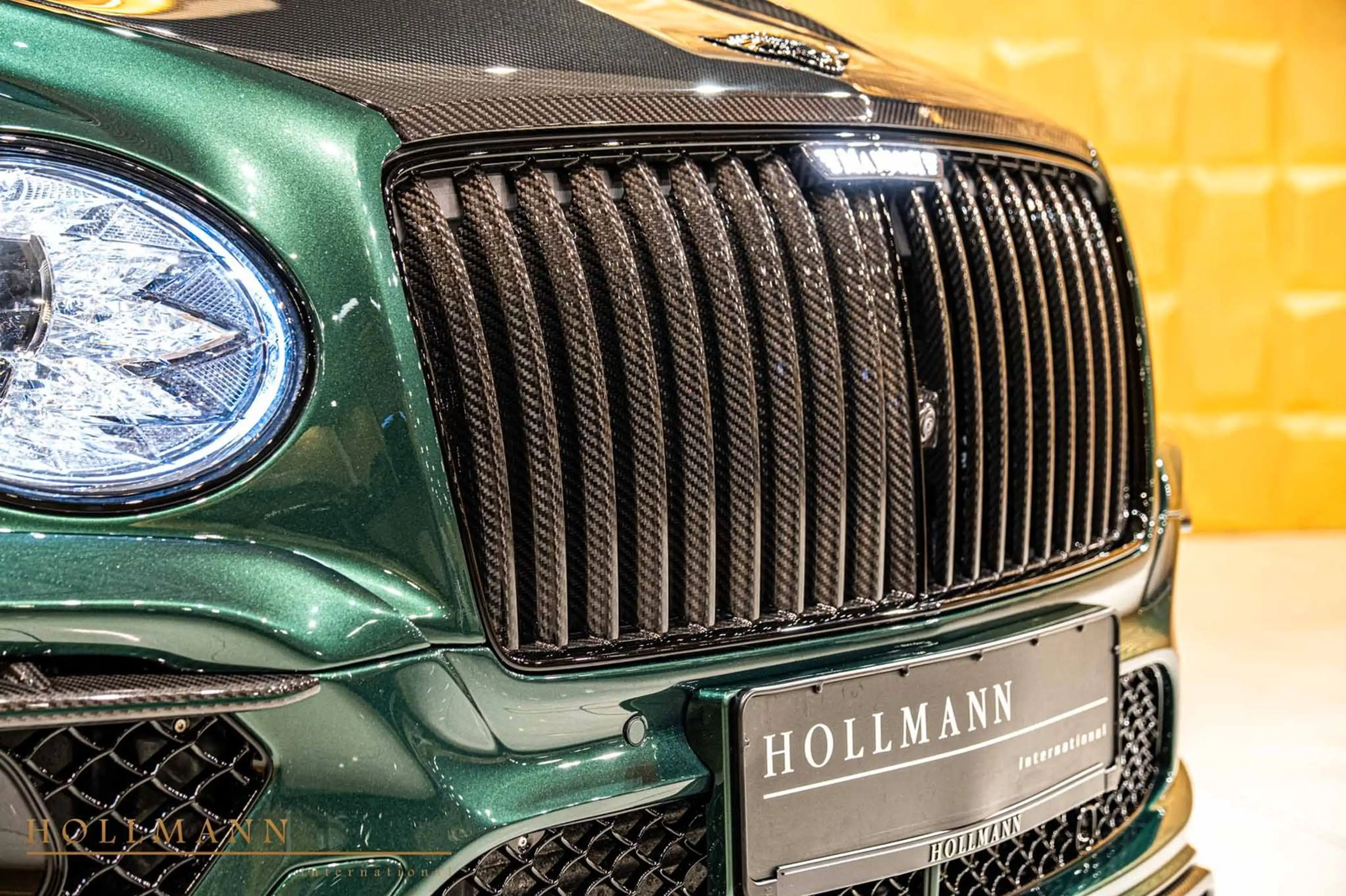Bentley Bentayga V8 EWB  AZURE by MANSORY — photo 14