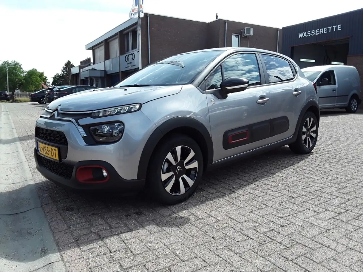 Citroen C3 1.2 Pure Tech S&S C-Series Grau - 1