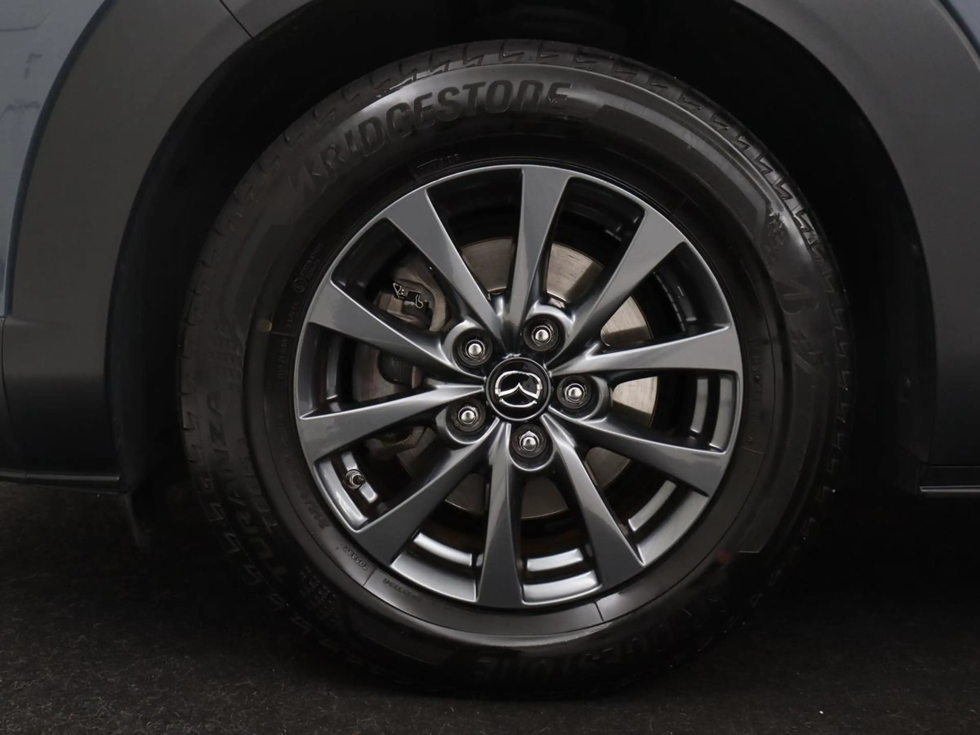 Mazda CX-30 2.0 e-SkyActiv-G M Hybrid — photo 32