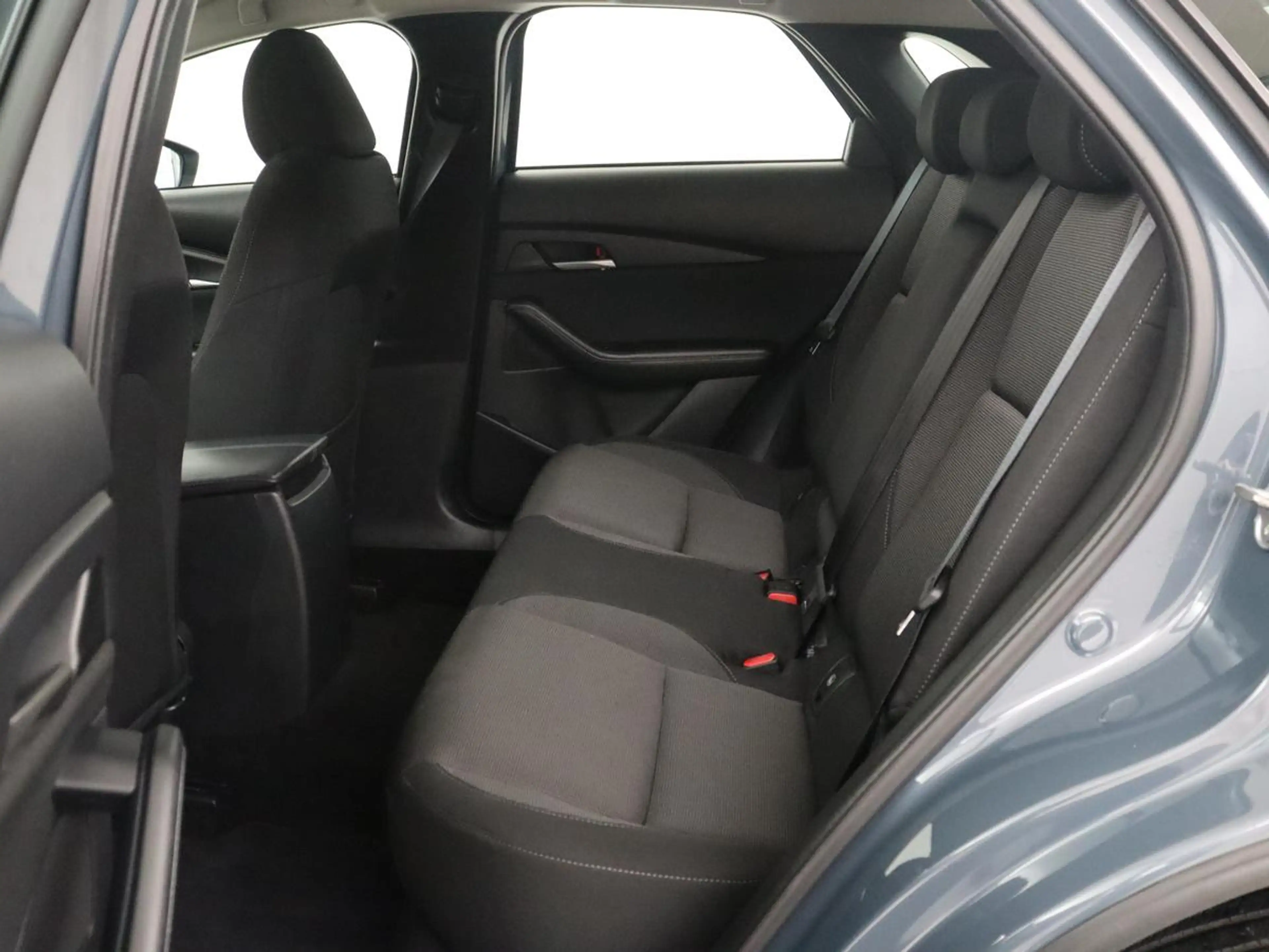 Mazda CX-30 2.0 e-SkyActiv-G M Hybrid — photo 5
