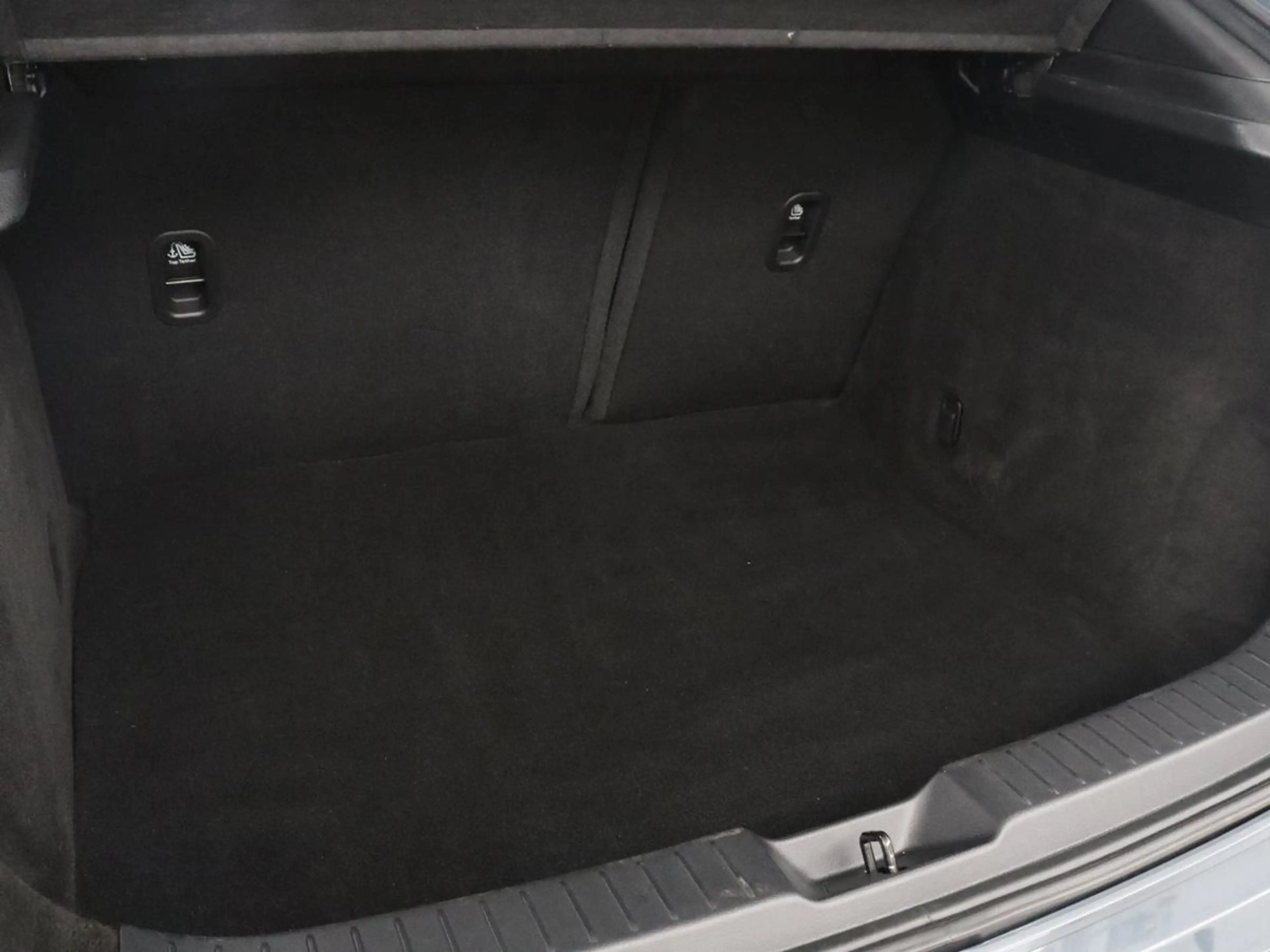 Mazda CX-30 2.0 e-SkyActiv-G M Hybrid — photo 8