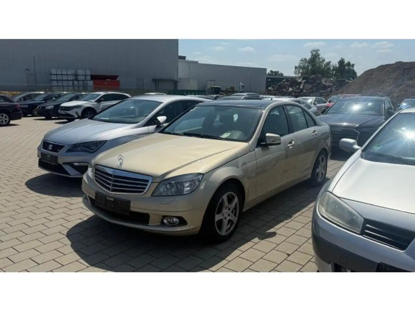 Mercedes-Benz C 200 C -Klasse Lim. C 200 Kompressor ELEGANCE Beige - 2