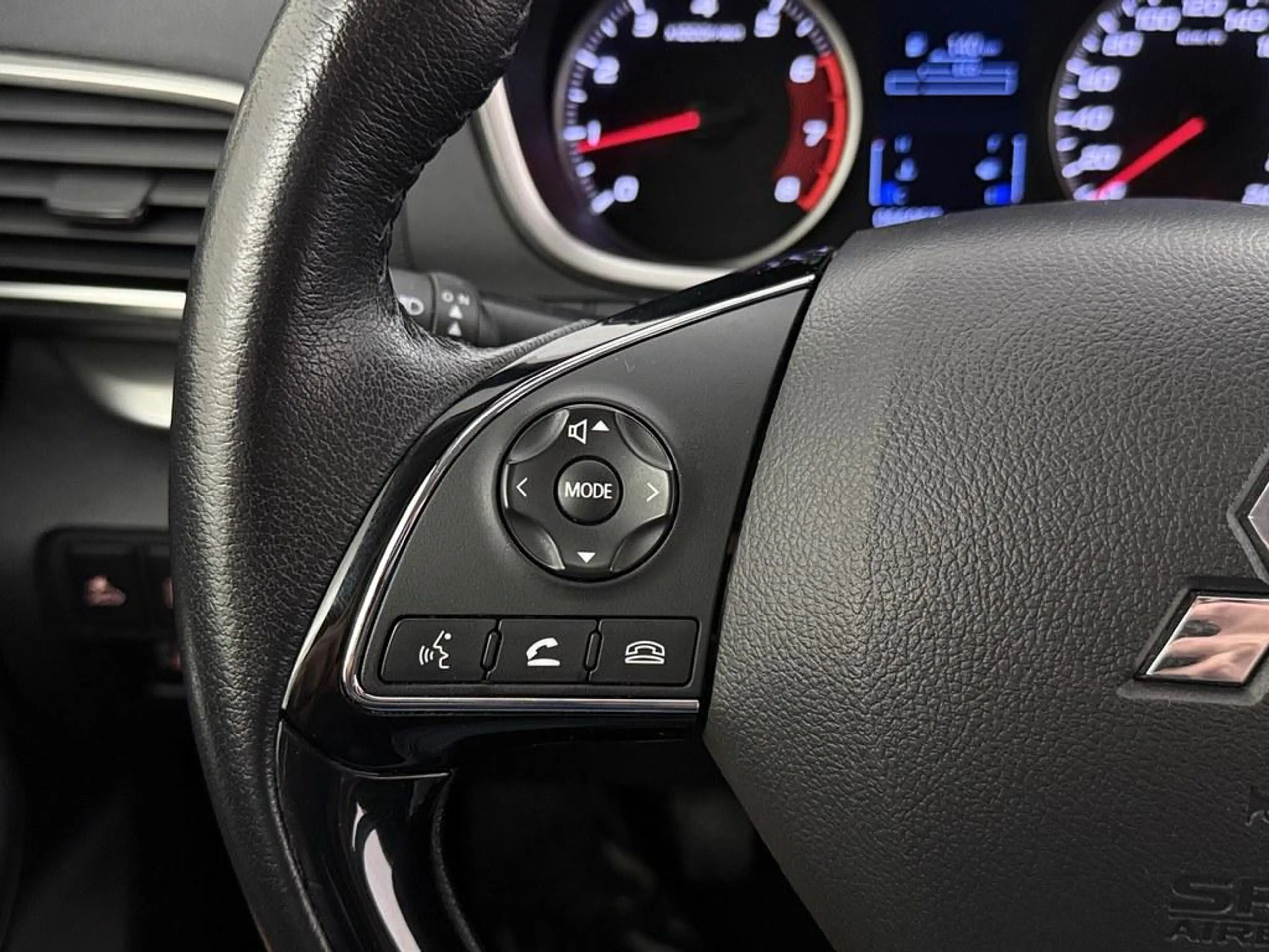 Mitsubishi Eclipse Cross 1.5 DI-T Pure Cam/Cruise/Clima — photo 9