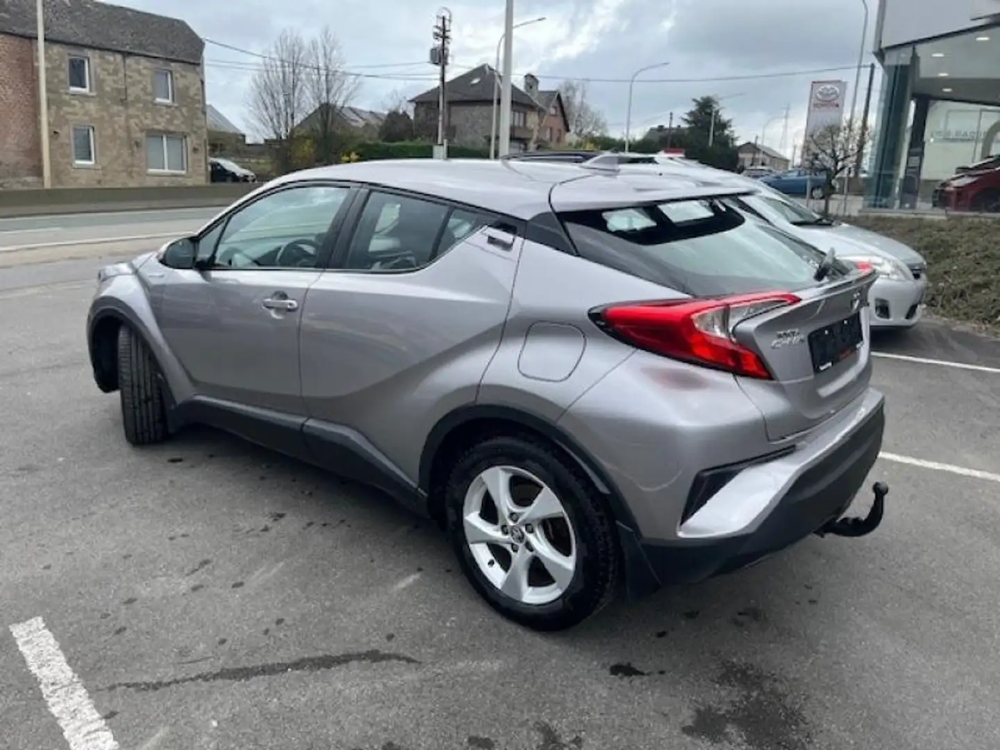 Toyota C-HR 1.8 CVT HSD TC C-ENTER Gris - 2