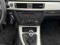BMW 320 i Cabrio Scheckheftgepflegt | Top-Zustand | Nur 10 Black - thumbnail 8
