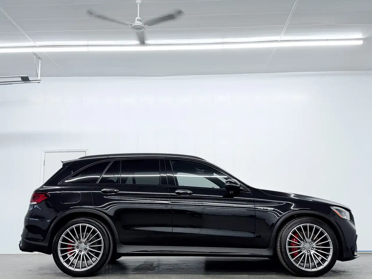 Mercedes-Benz GLC снимка Mercedes-Benz GLC