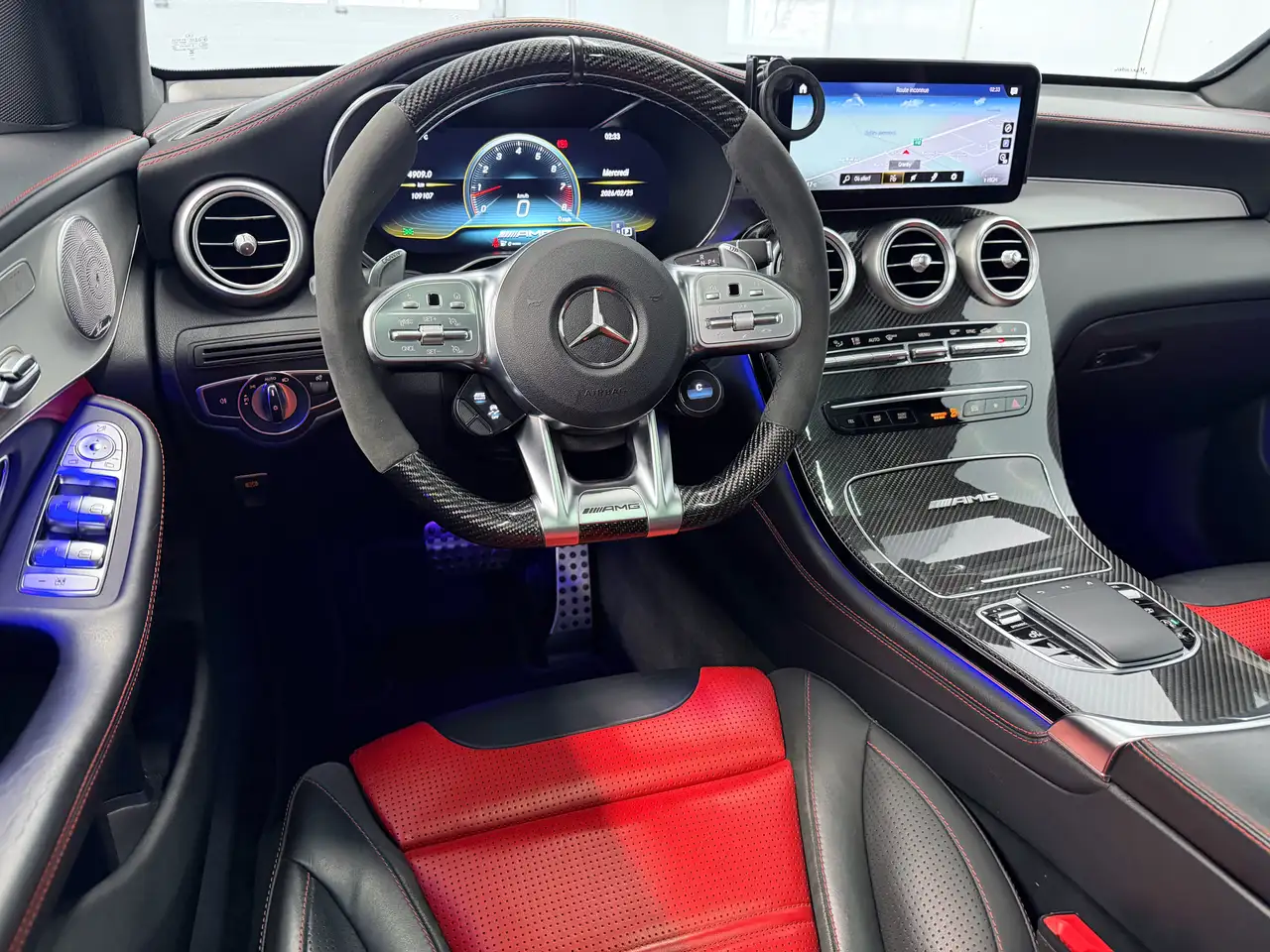 Mercedes-Benz GLC снимка Mercedes-Benz GLC