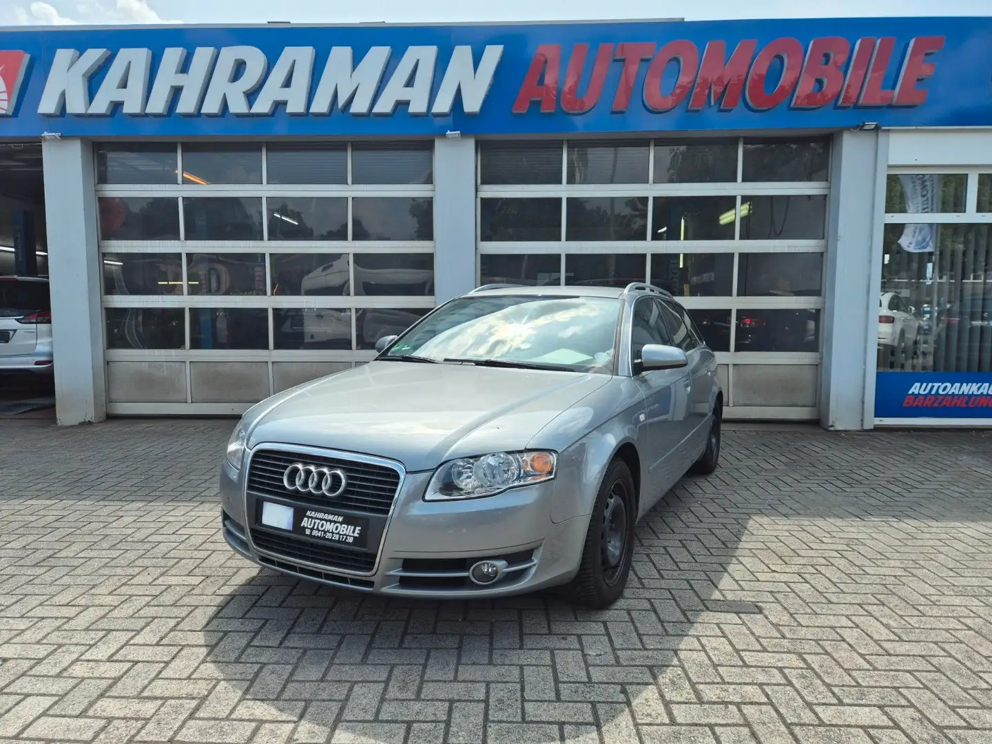 Audi A4 Avant 2.0 TDI Gris - 1