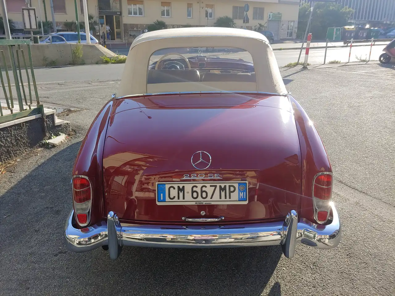 Mercedes-Benz 220 SE PONTON CABRIOLET W128, foto 5