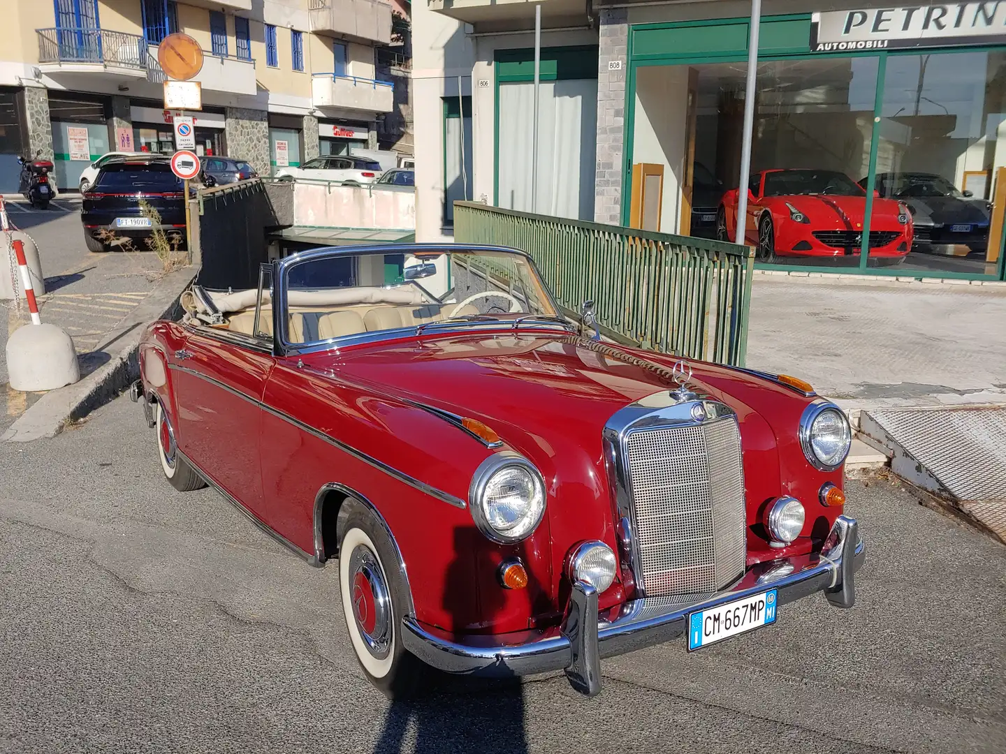 Mercedes-Benz 220 SE PONTON CABRIOLET W128 Rouge - 2
