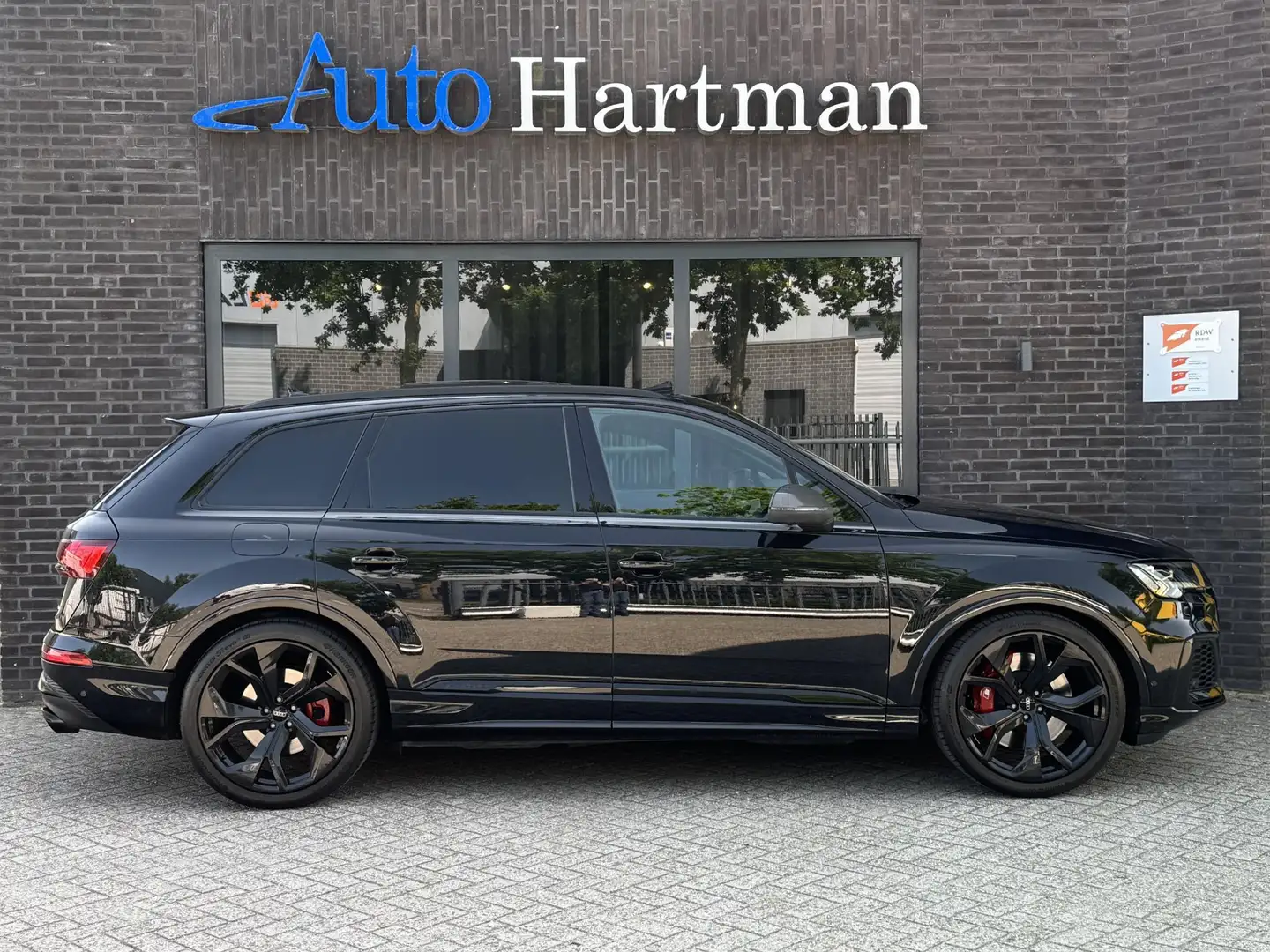 Audi Q7 55 TFSI e Quattro S-line PANO|LUCHTVERING|MASSAGE| Schwarz - 2
