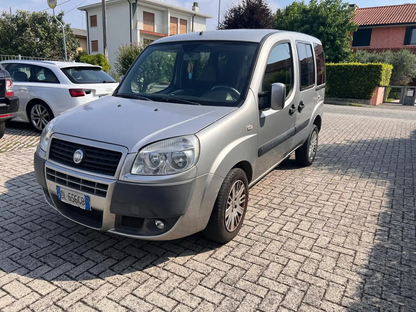 Fiat Doblo Doblo 1.3 mjt 16v Gris - 1