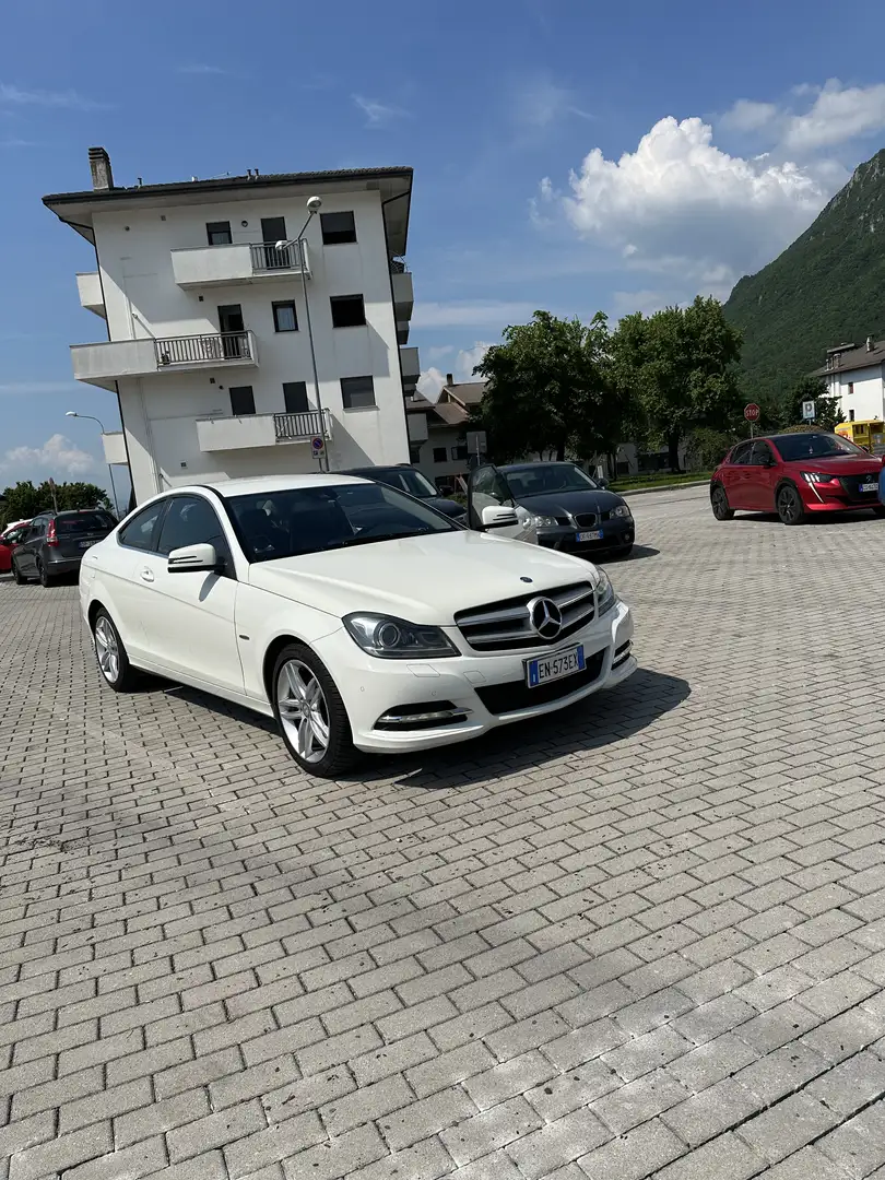Mercedes-Benz C 220 Executive Coupe Automatica 7G-Tronic Alb - 2