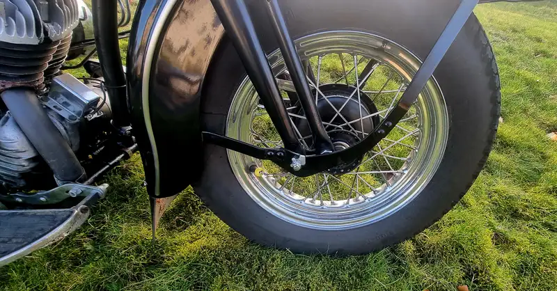 Harley-Davidson WL 750 Flathead - foto 4