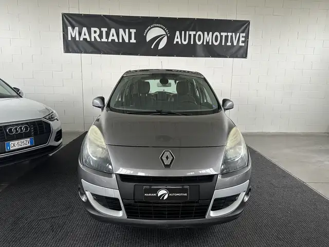 Renault Scenic X-Mod 1.5 dci Dynamique 110cv