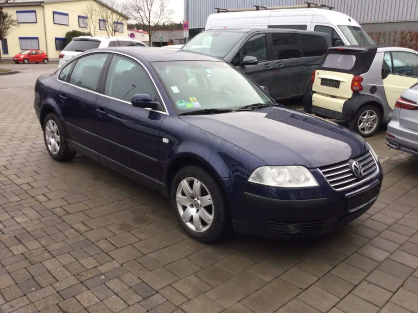 Volkswagen Passat 1.9TDI 74kW Blau - 2
