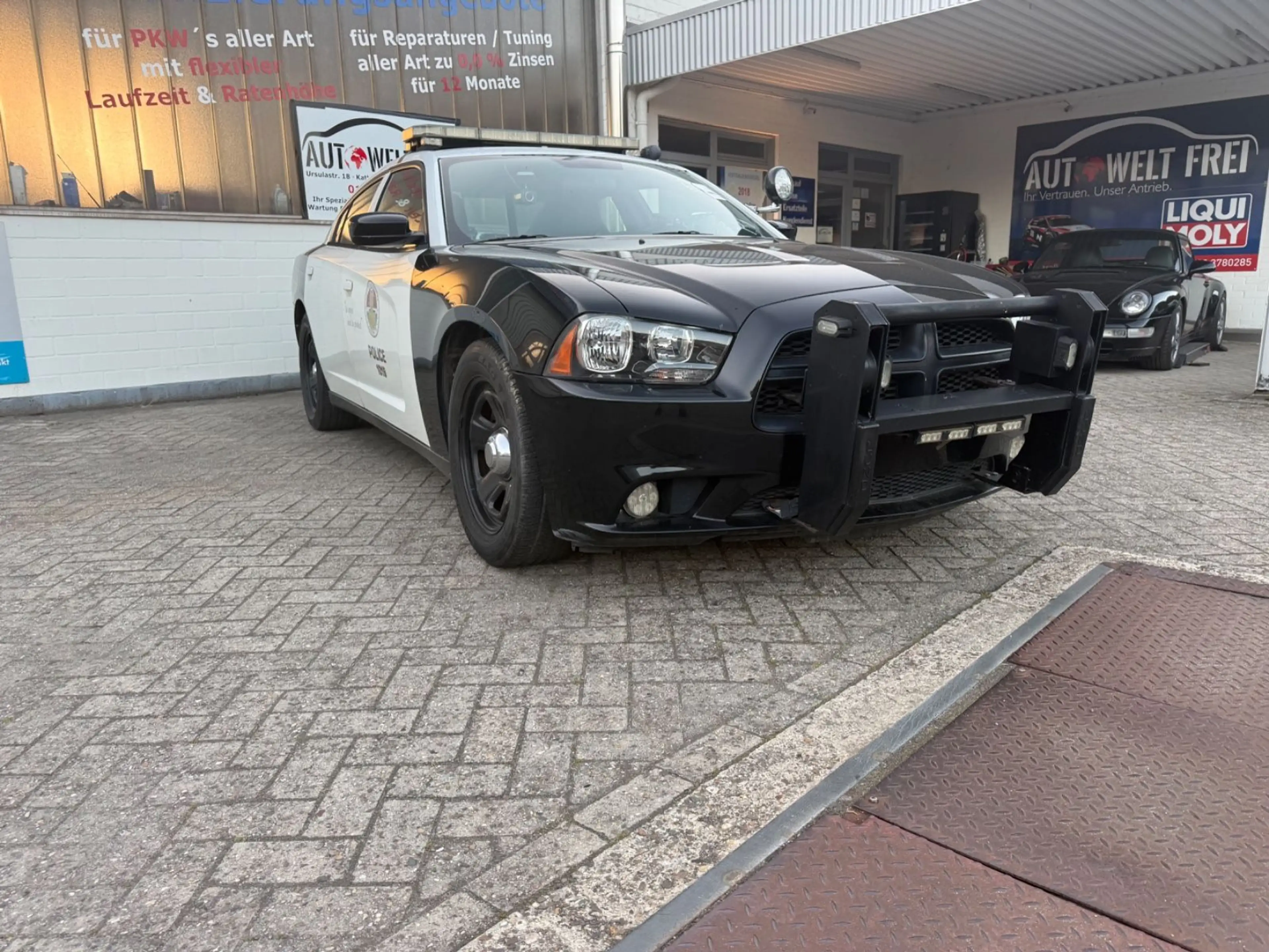 Dodge Charger *Original MOVIECAR*POLICE CAR*LA*USA*V8* — photo 7