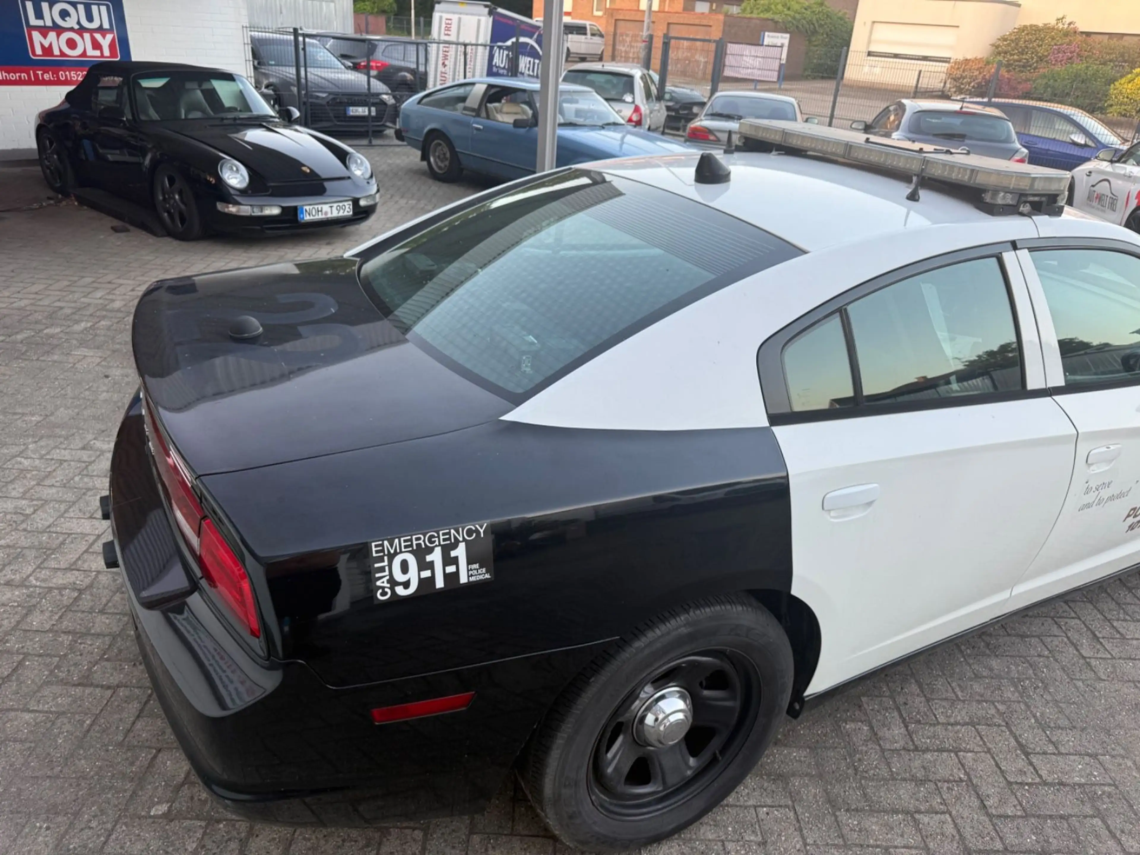 Dodge Charger *Original MOVIECAR*POLICE CAR*LA*USA*V8* — photo 11