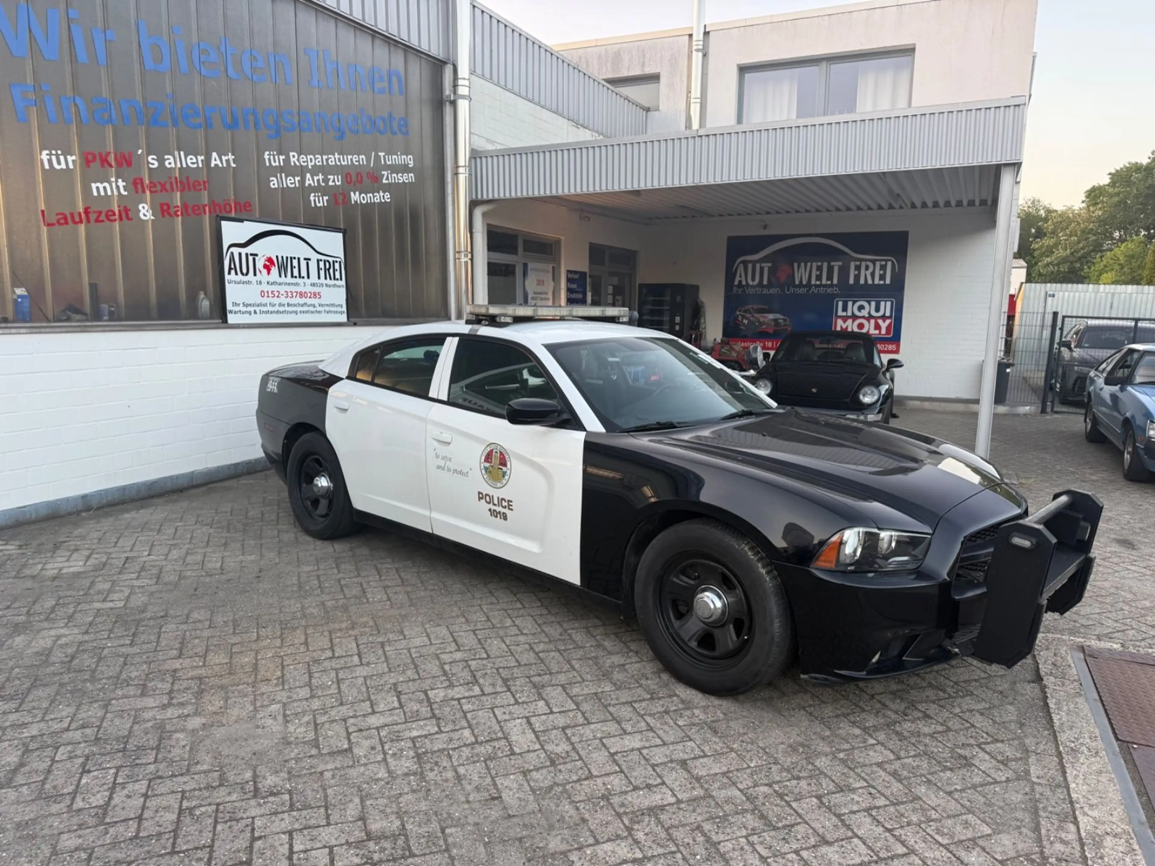 Dodge Charger *Original MOVIECAR*POLICE CAR*LA*USA*V8* — photo 3