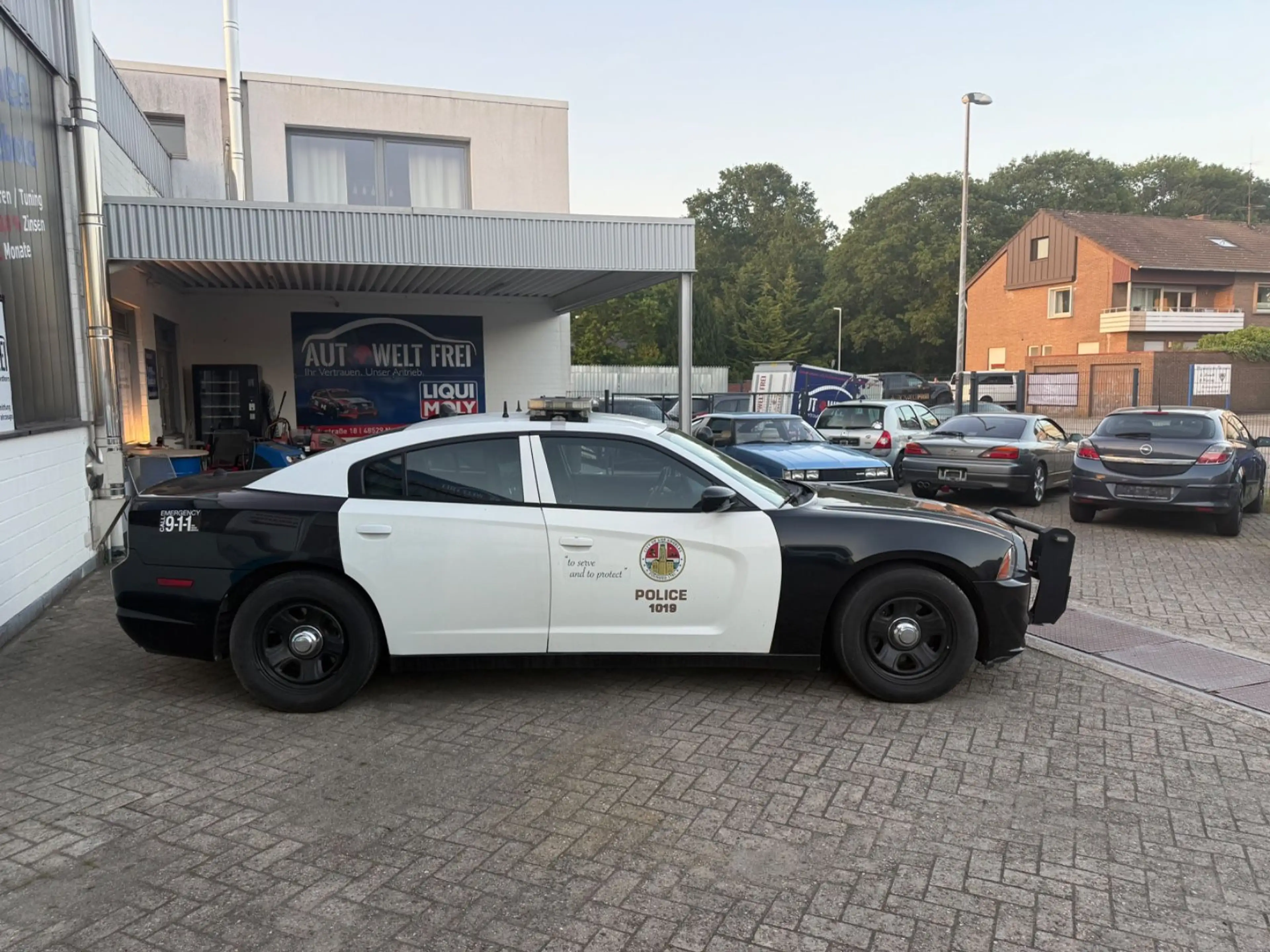 Dodge Charger *Original MOVIECAR*POLICE CAR*LA*USA*V8* — photo 4
