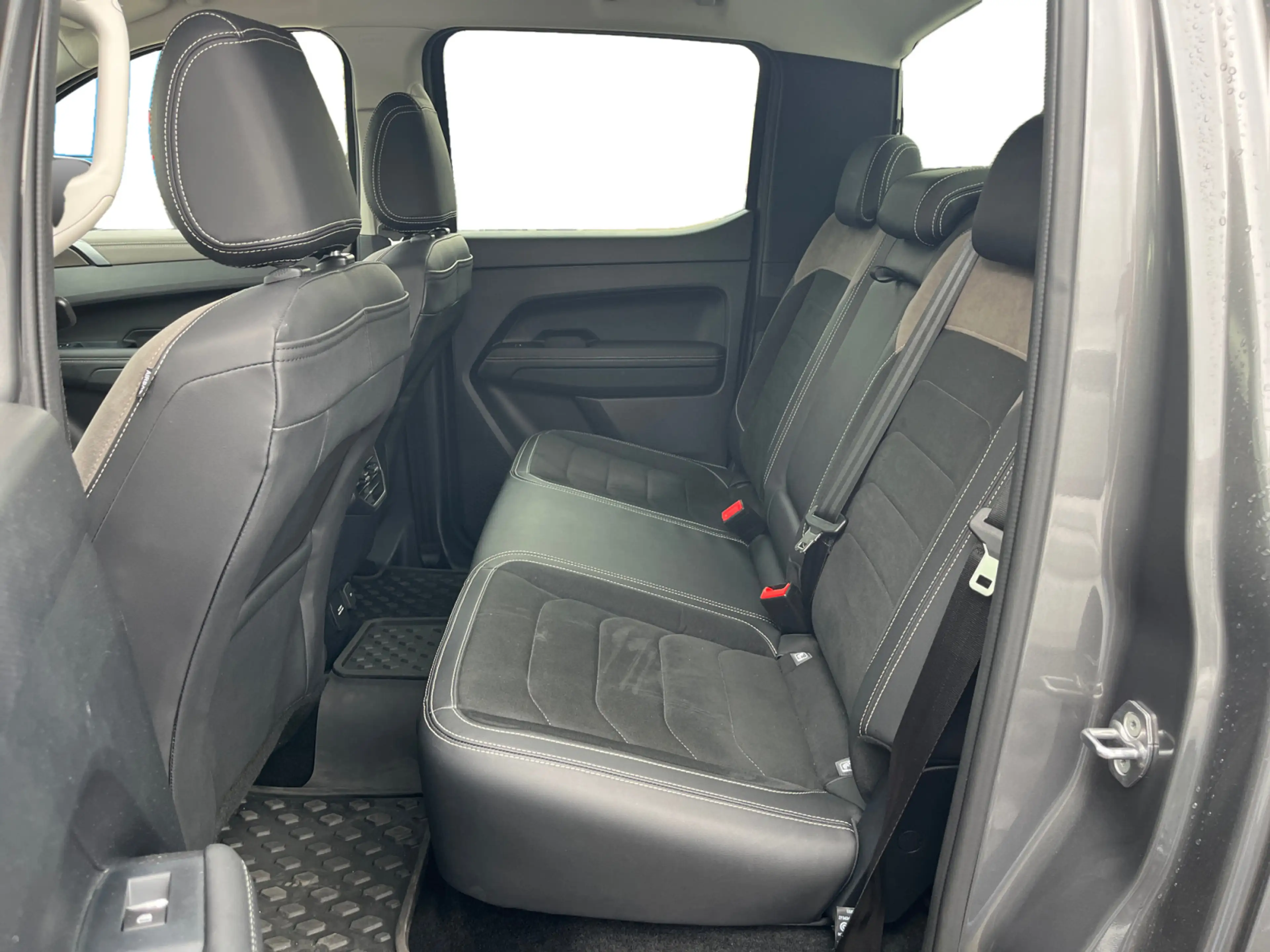Volkswagen Amarok 3.0TDI Autom Style 4mot AHK CAM LED Navi — photo 11