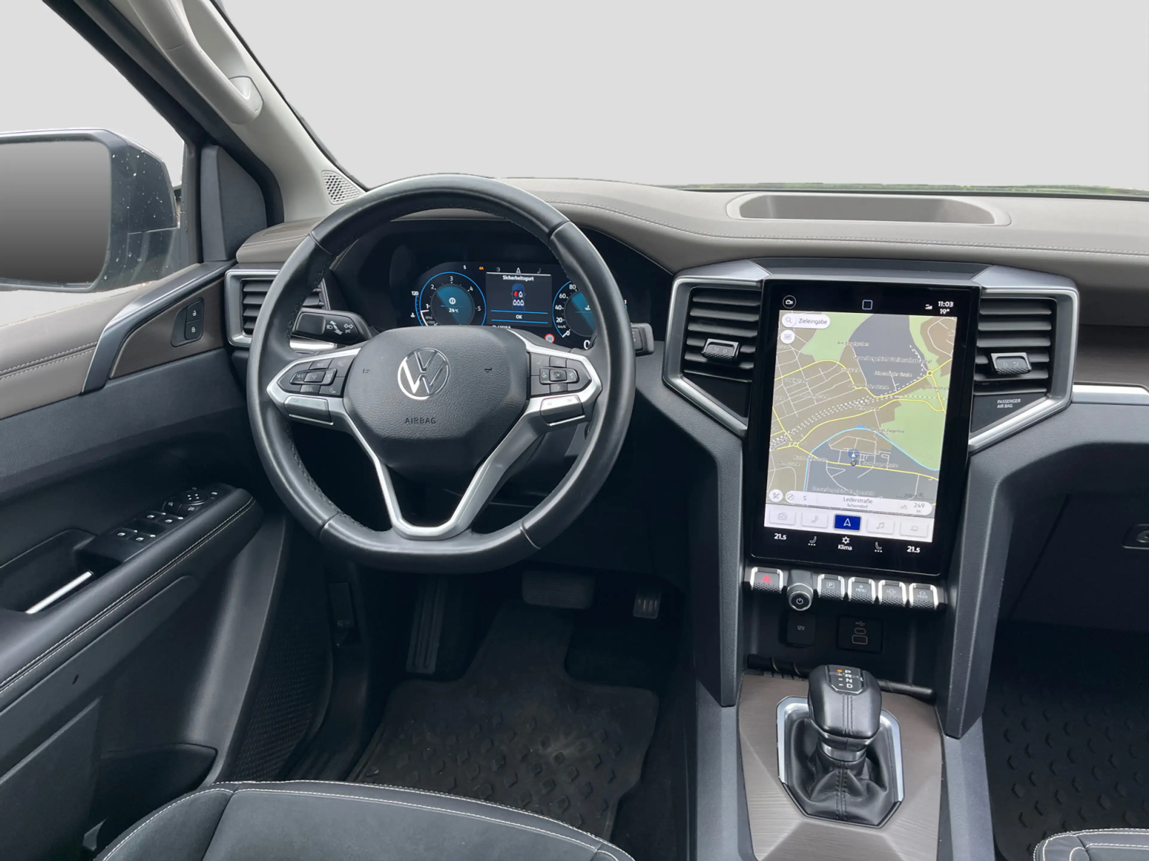 Volkswagen Amarok 3.0TDI Autom Style 4mot AHK CAM LED Navi — photo 6