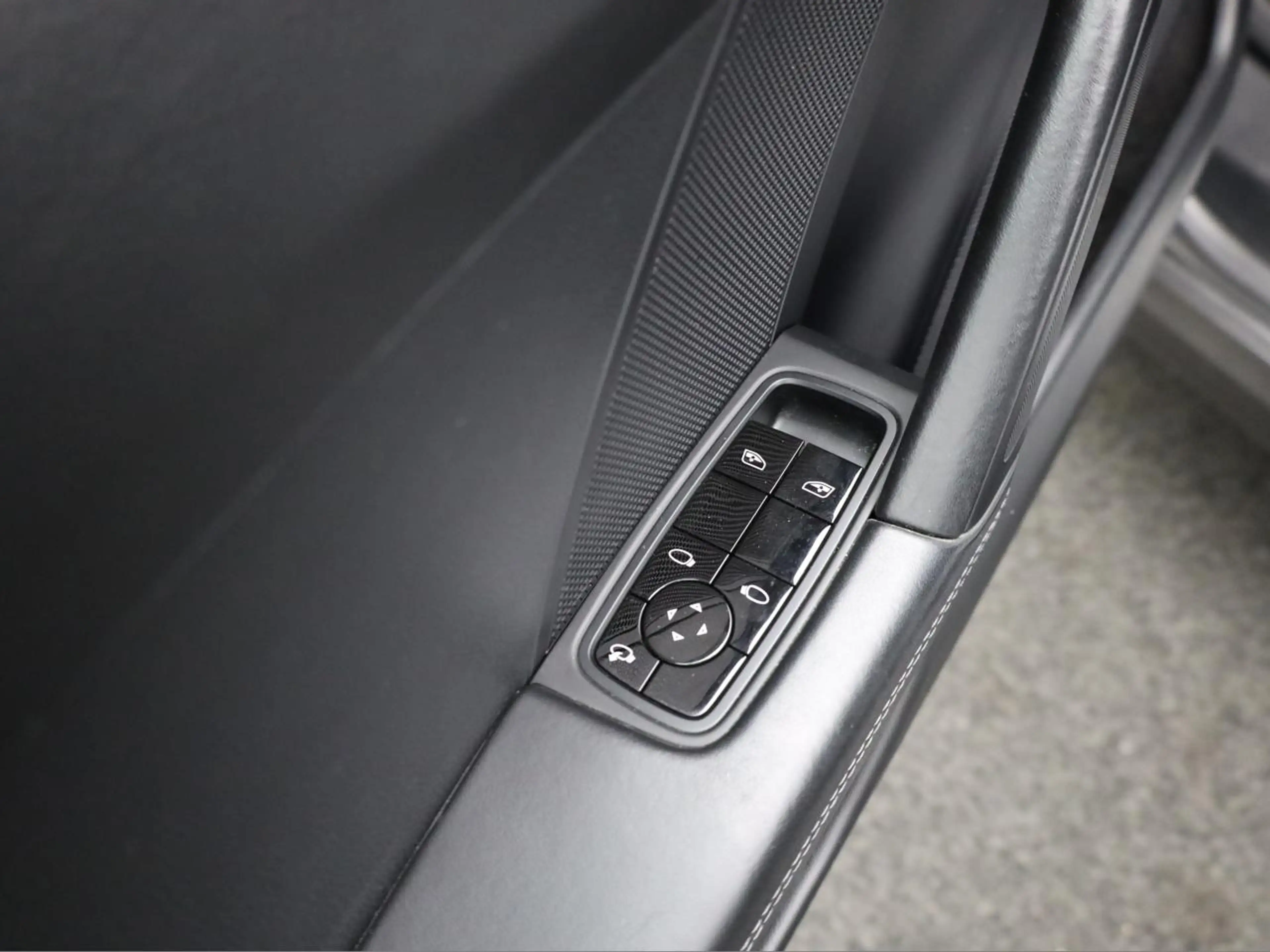 Porsche 911 3.0 Turbo PDK 385 PK 6-cilinderboxermotor — photo 13