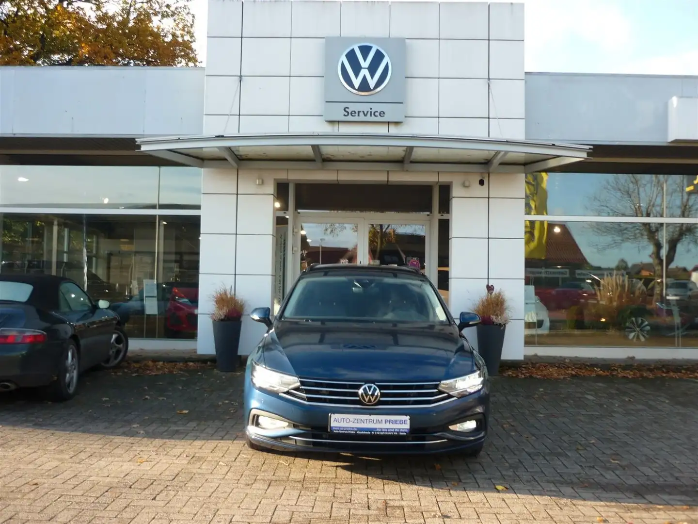 Volkswagen Passat Variant Business 2,0 TDI DSG+AHK+Navi+ACC Bleu - 2