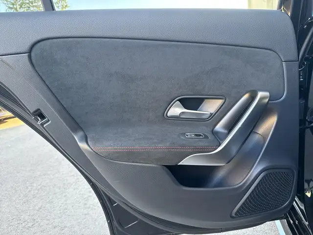 Mercedes-Benz A-Class view 18
