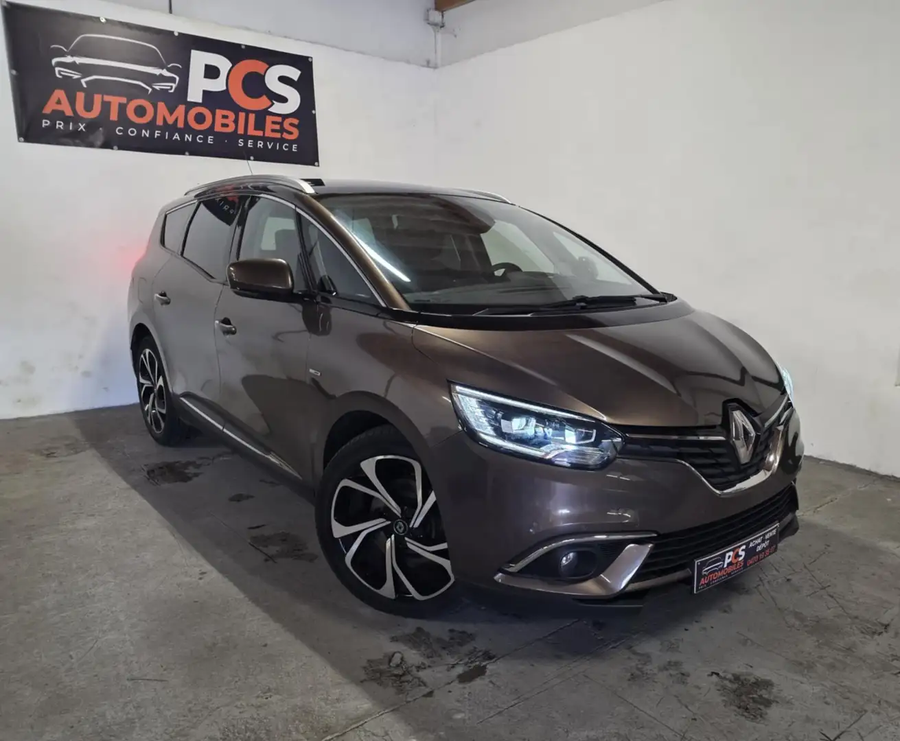 Renault Grand Scenic 1.5 dCi Bose Edition BOÎTE AUTO* HYPER EQUIPE Brun - 2