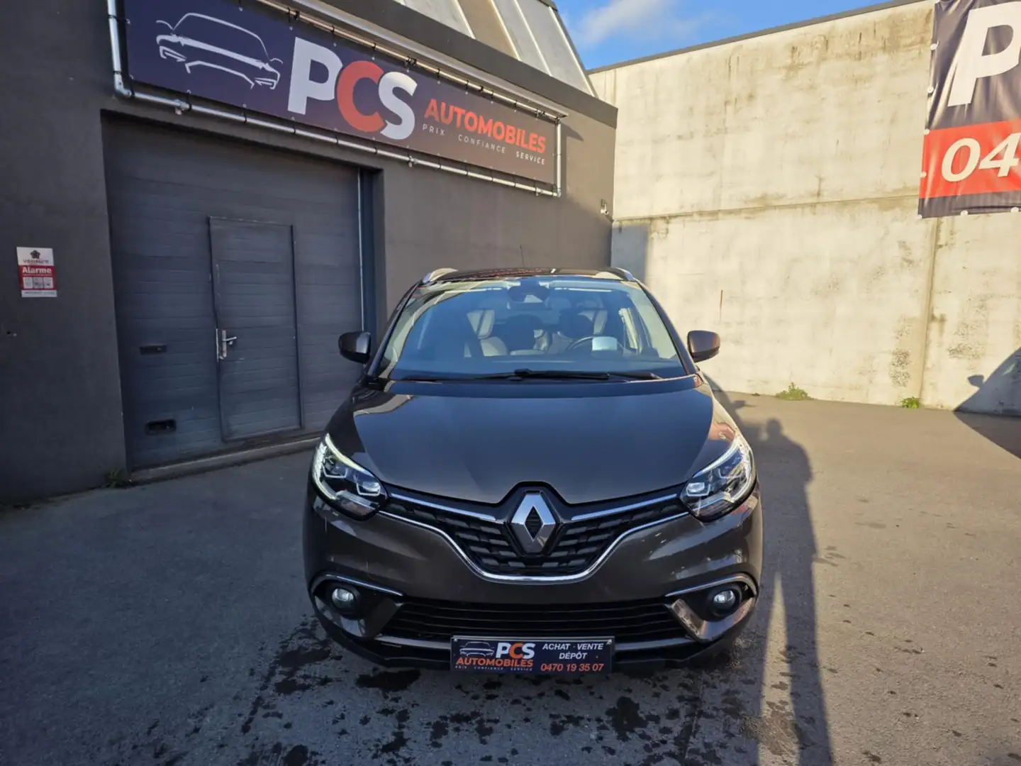 Renault Grand Scenic 1.5 dCi Bose Edition BOÎTE AUTO* HYPER EQUIPE Brun - 2