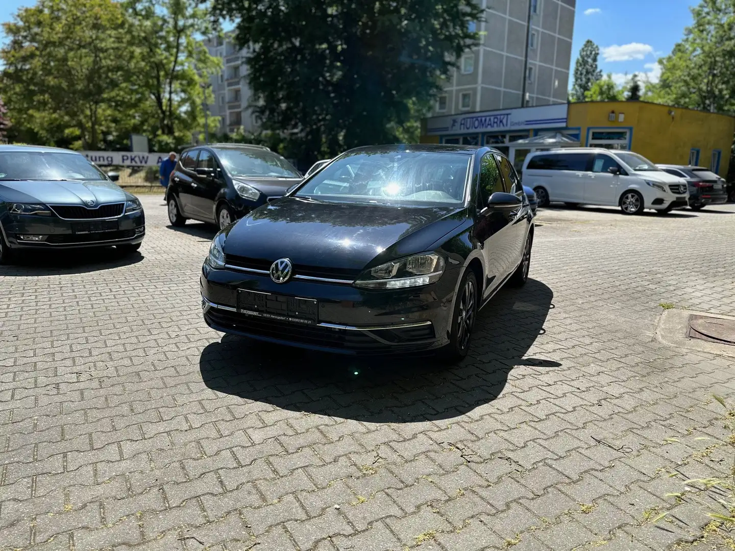 Volkswagen Golf 2.0 TDI SCR IQ.DRIVE Nero - 1
