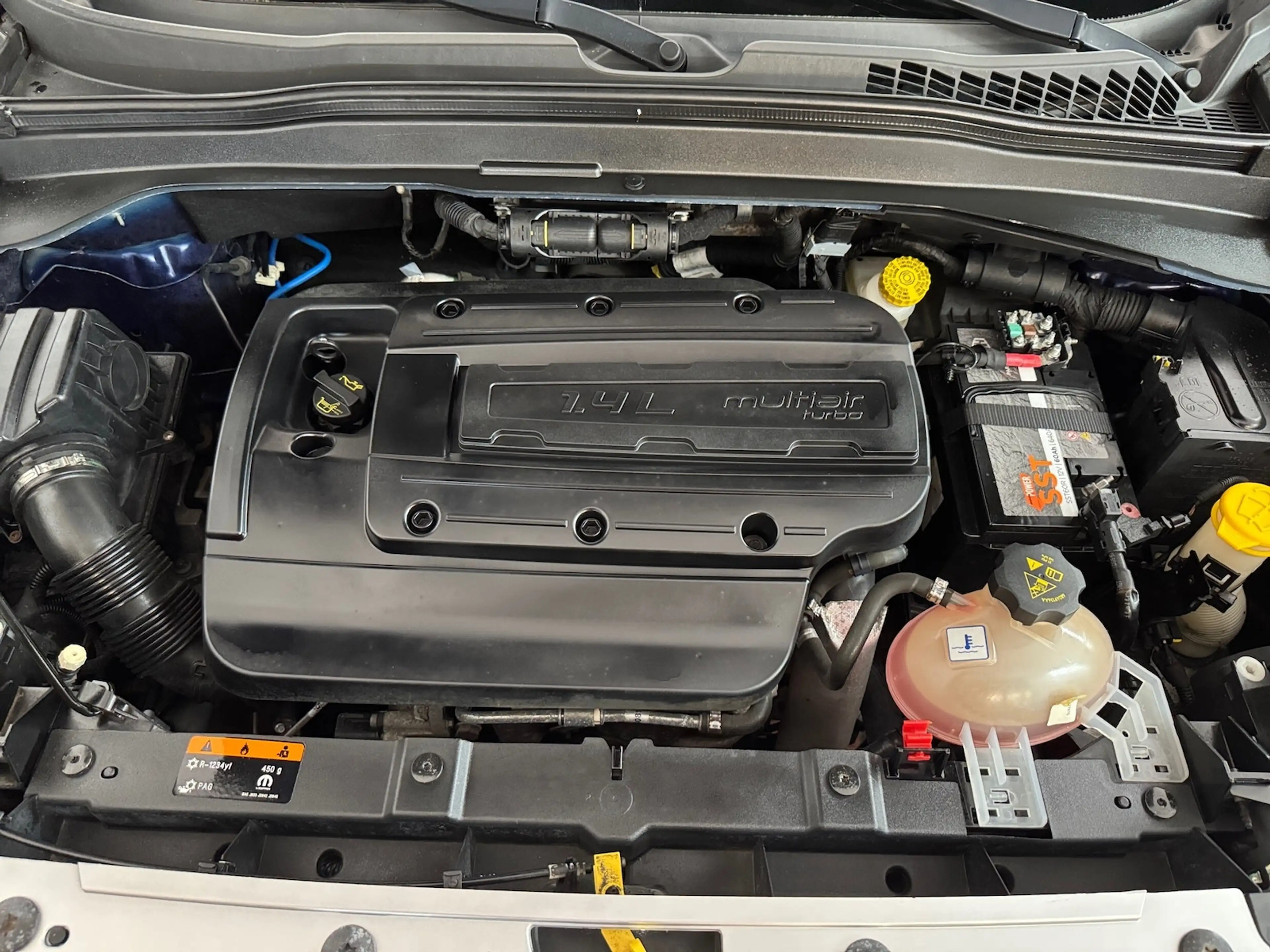 Jeep Renegade Limited Leder*BiXenon*Navi*SHZ*PDC* — photo 13