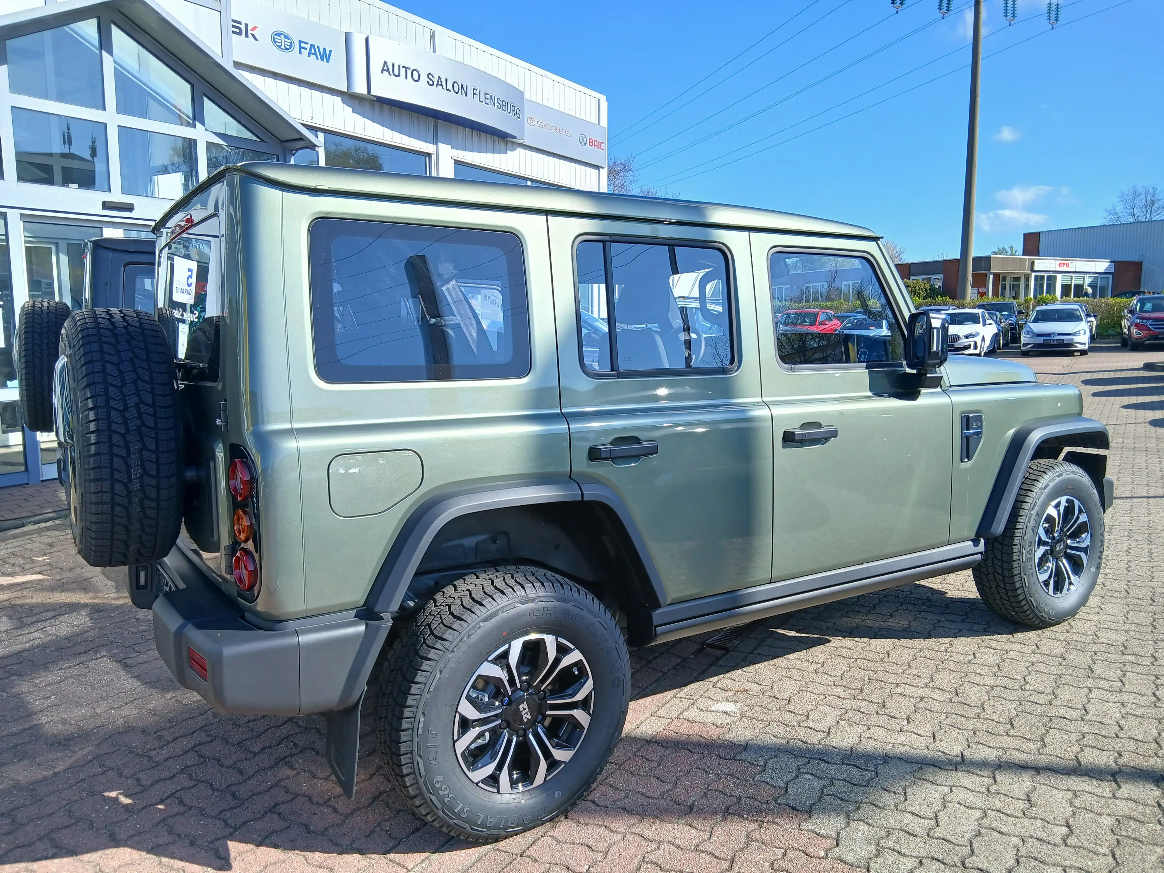 BAW 212 Allrad*Automatik*Seilwinde*Kamera*Leder*2.500 AHK — photo 4