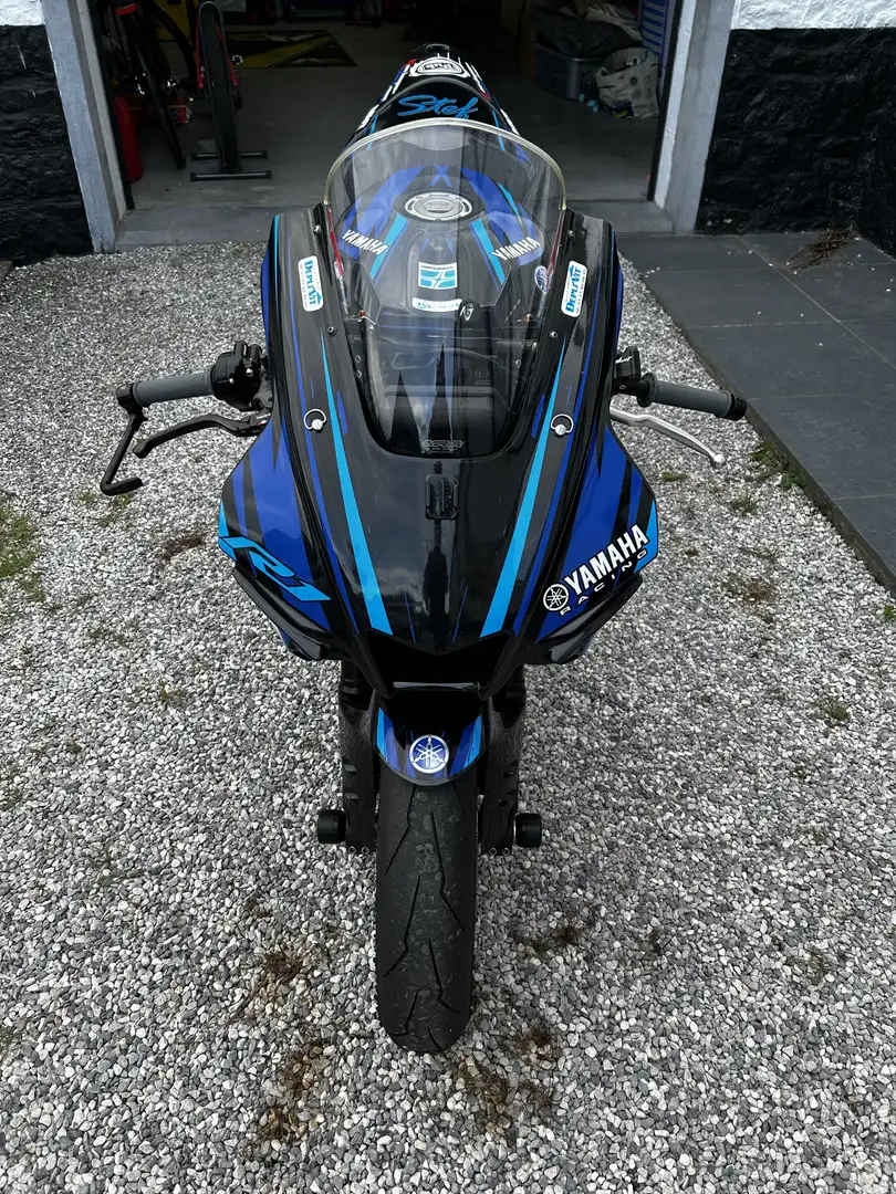 Yamaha YZF-R1 - 2